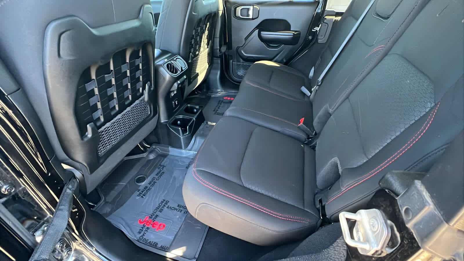 Thumbnail: 2021 Jeep Wrangler - 24