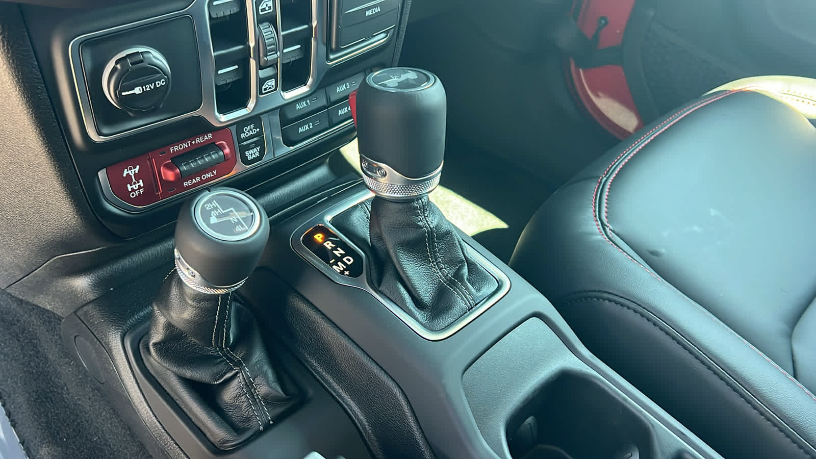 Thumbnail: 2025 Jeep Wrangler - 13