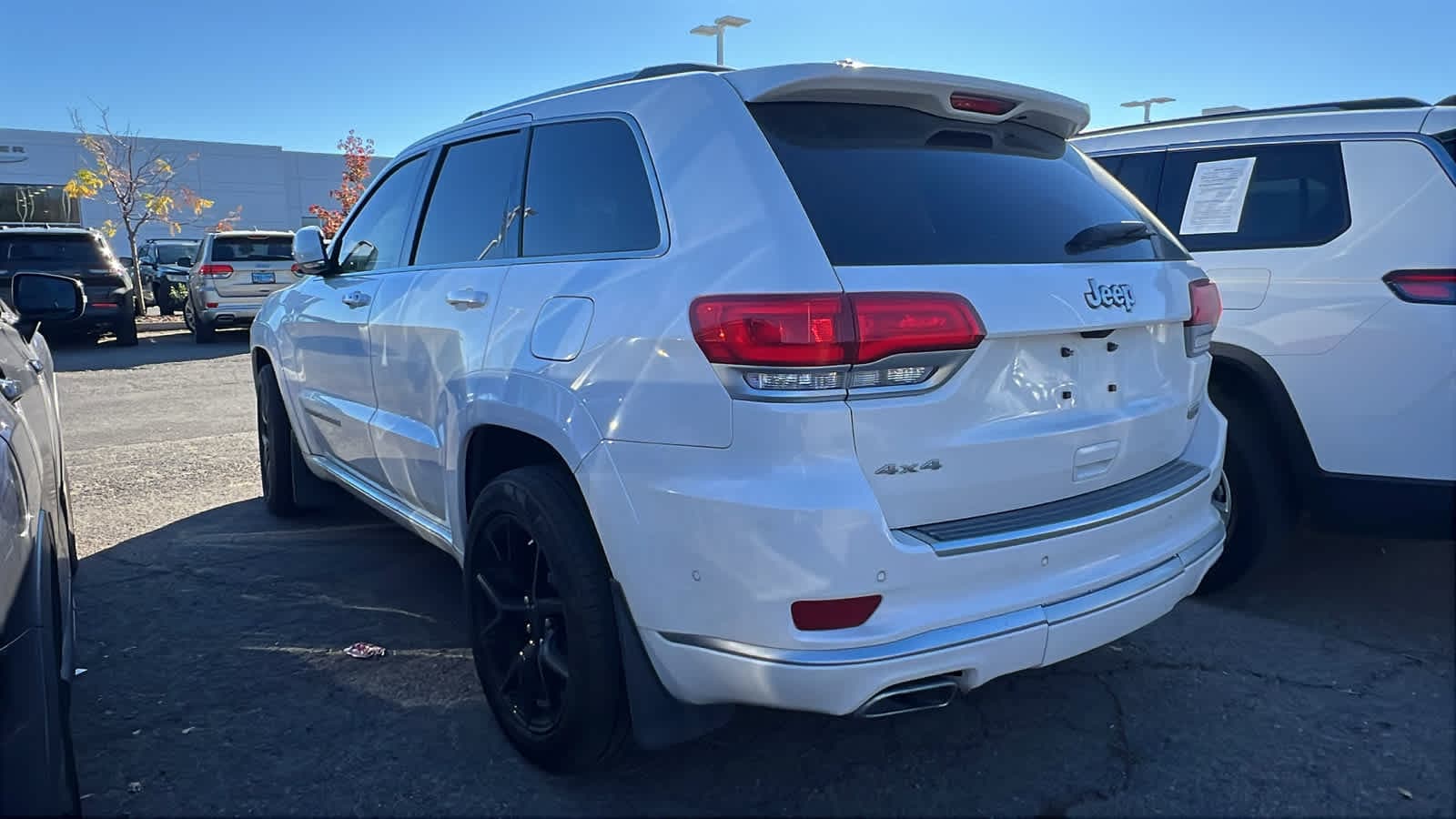 Thumbnail: 2019 Jeep Grand Cherokee - 8