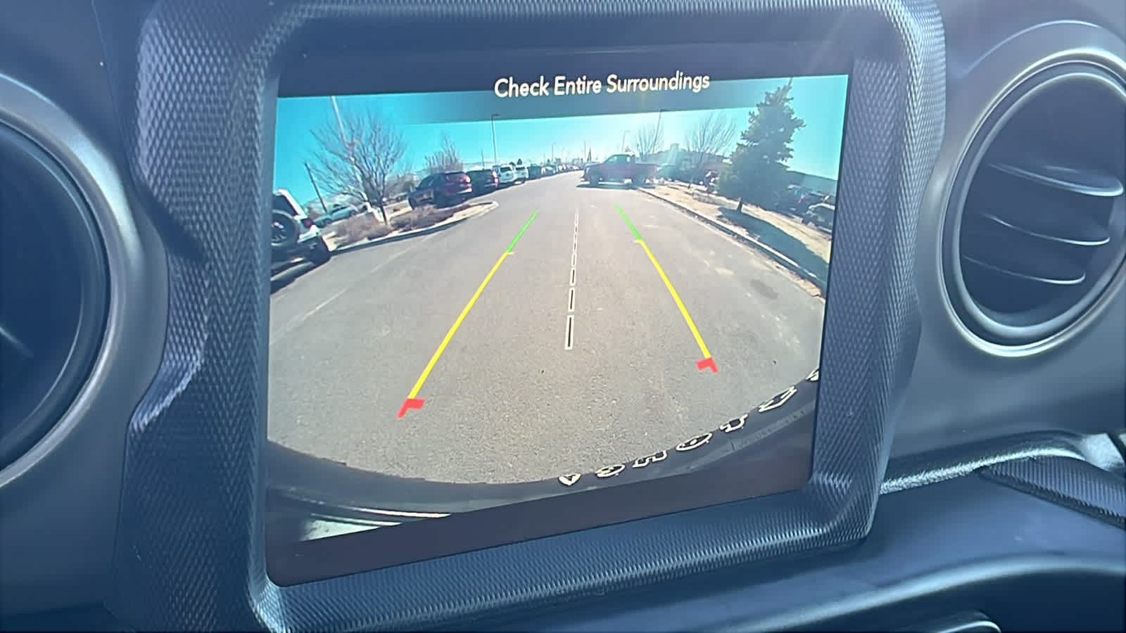 Thumbnail: 2022 Jeep Wrangler - 15