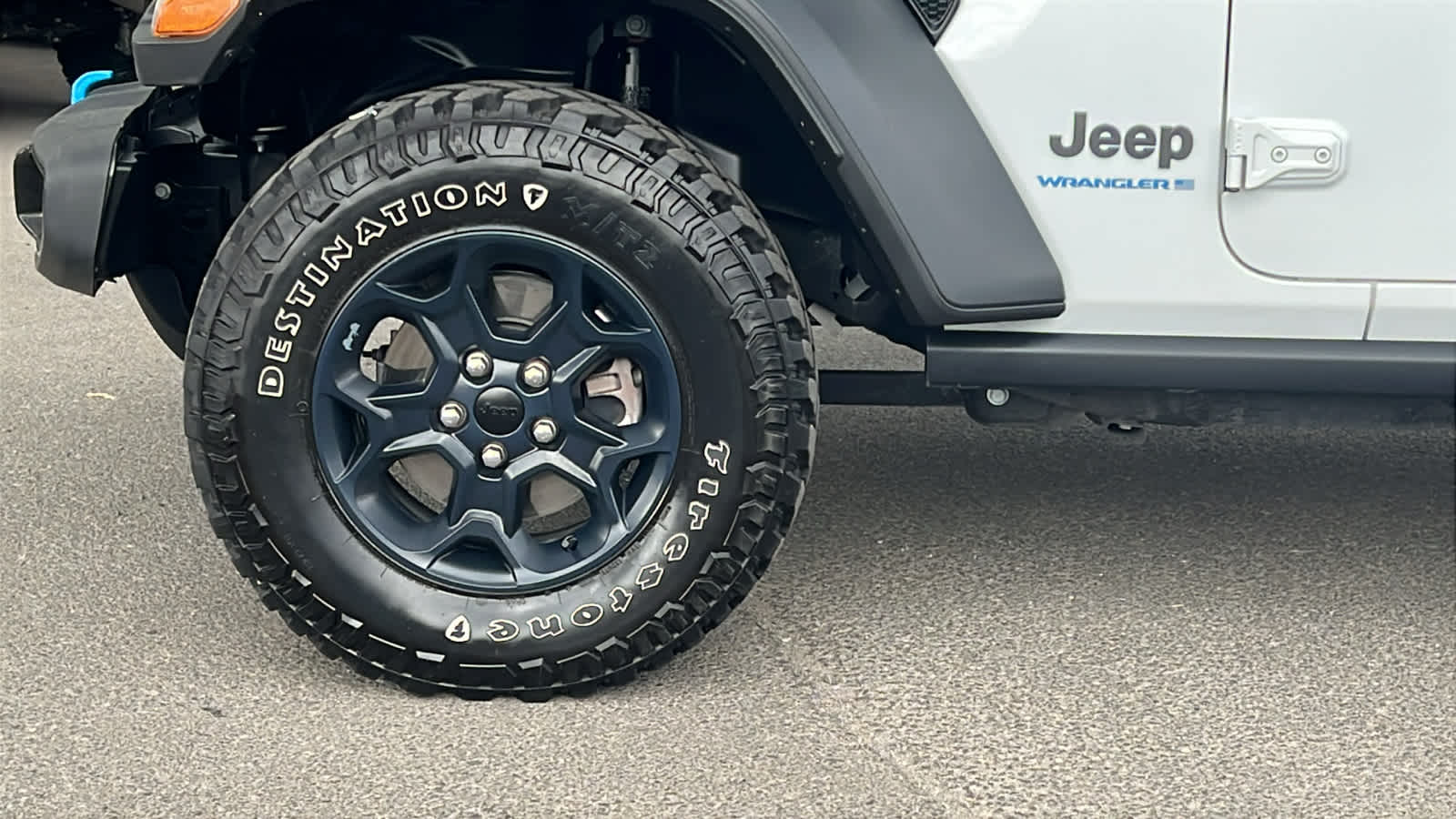 Thumbnail: 2023 Jeep Wrangler - 9