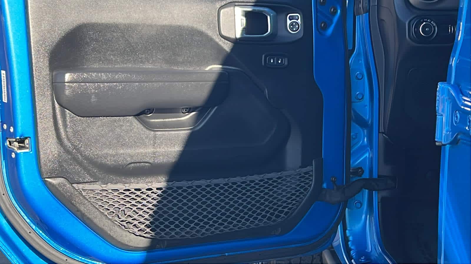 Thumbnail: 2023 Jeep Wrangler - 23