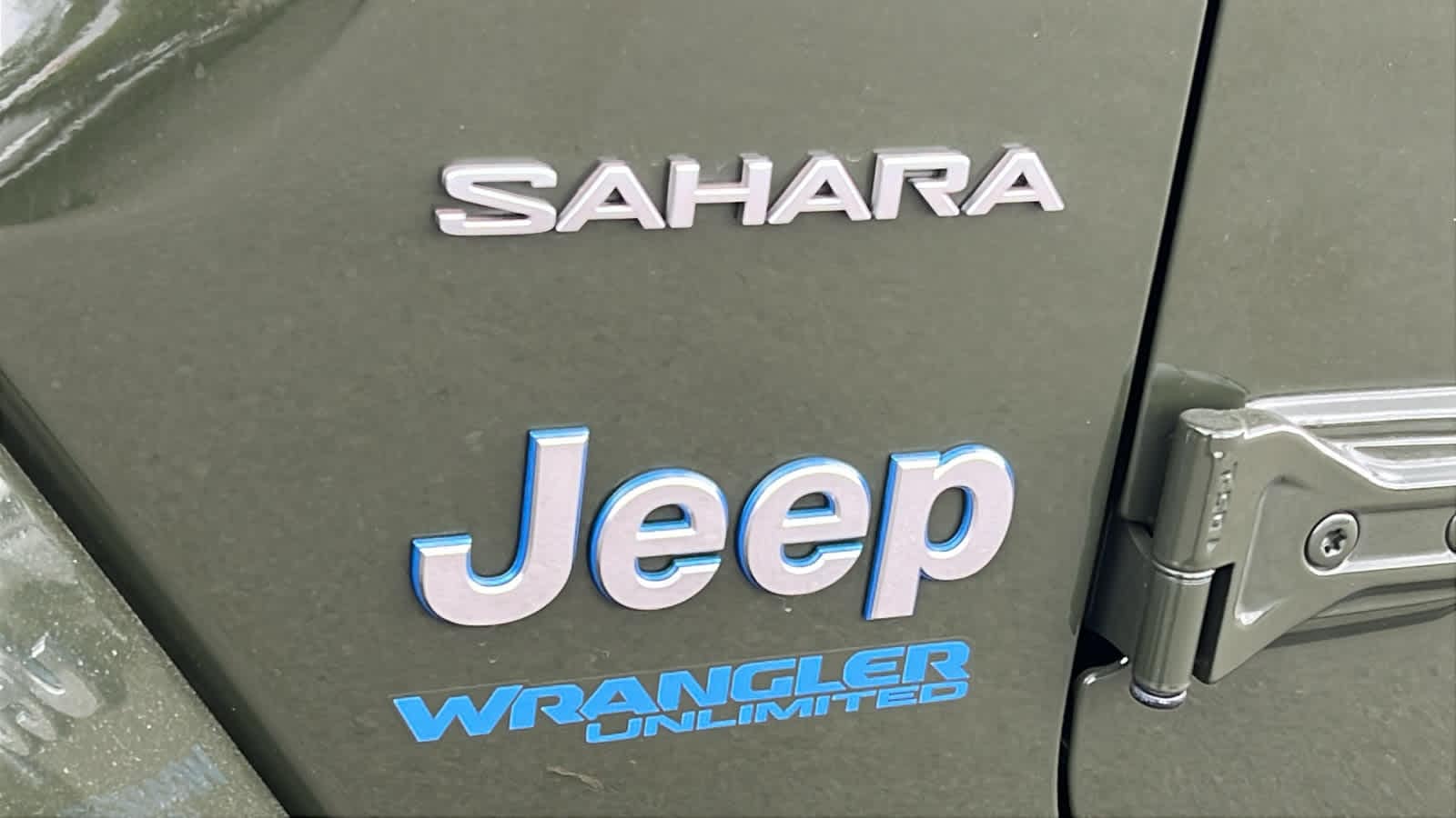 Thumbnail: 2022 Jeep Wrangler - 28