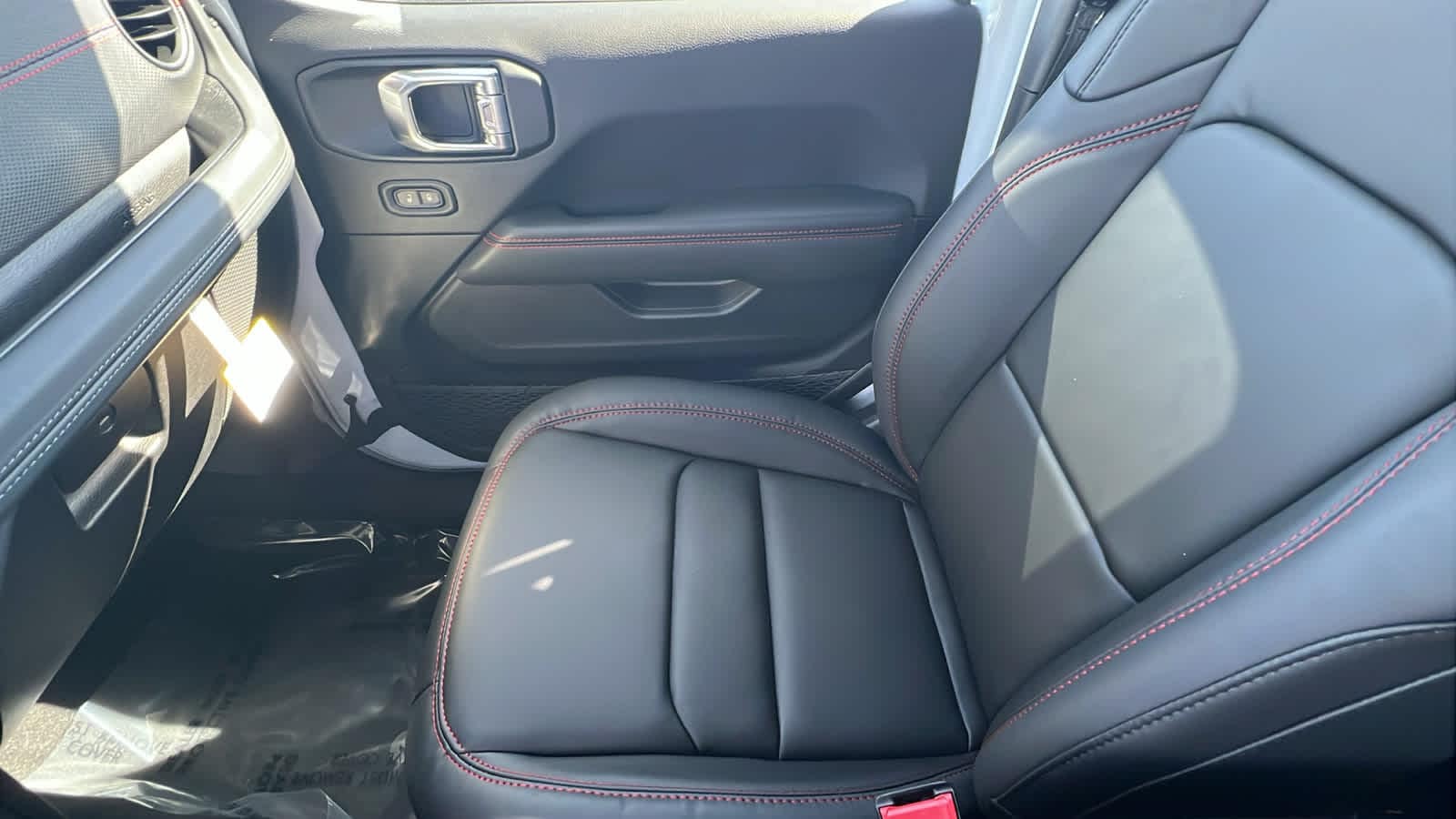 Thumbnail: 2026 Jeep Wrangler - 12