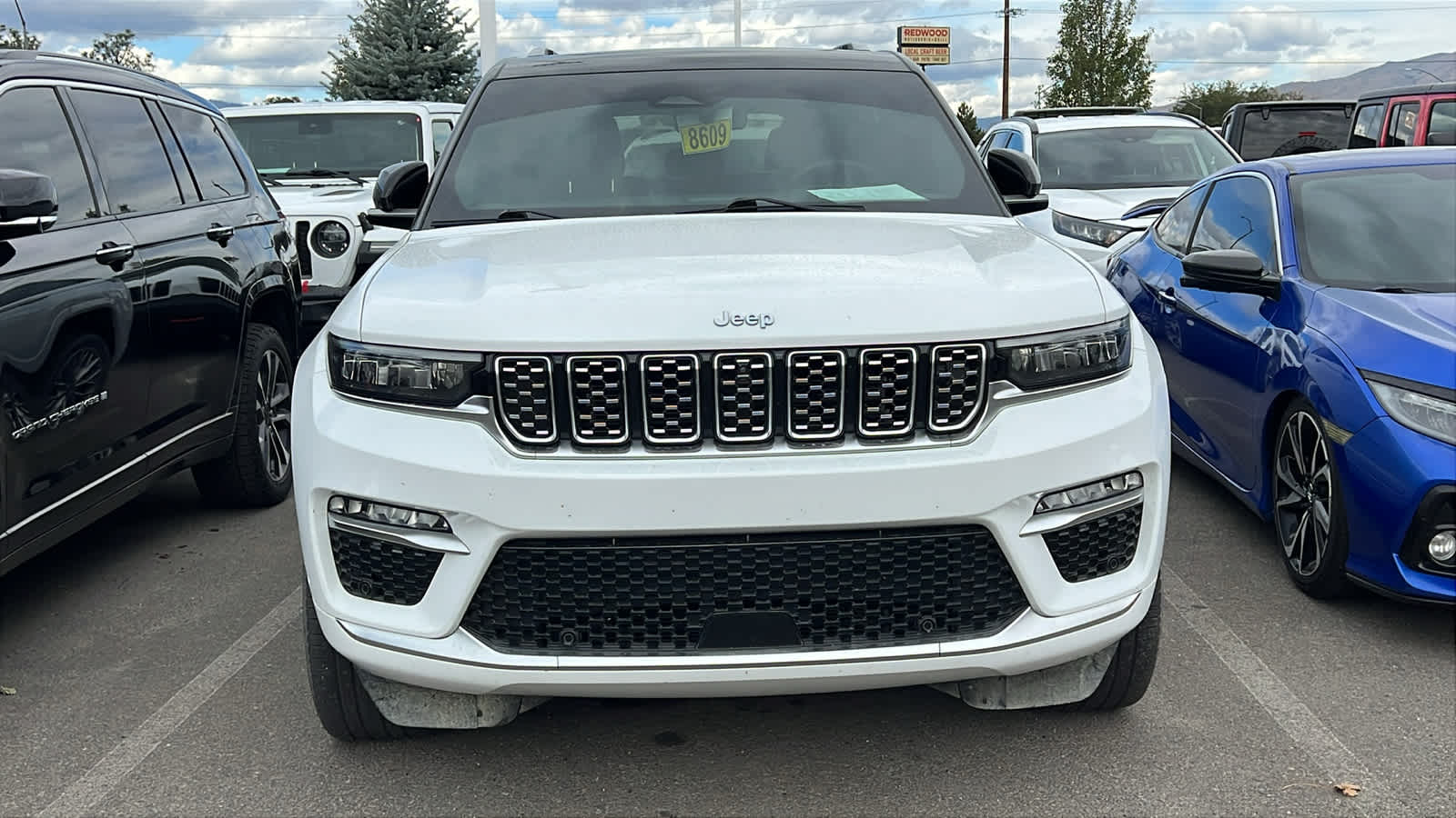 Thumbnail: 2022 Jeep Grand Cherokee - 2