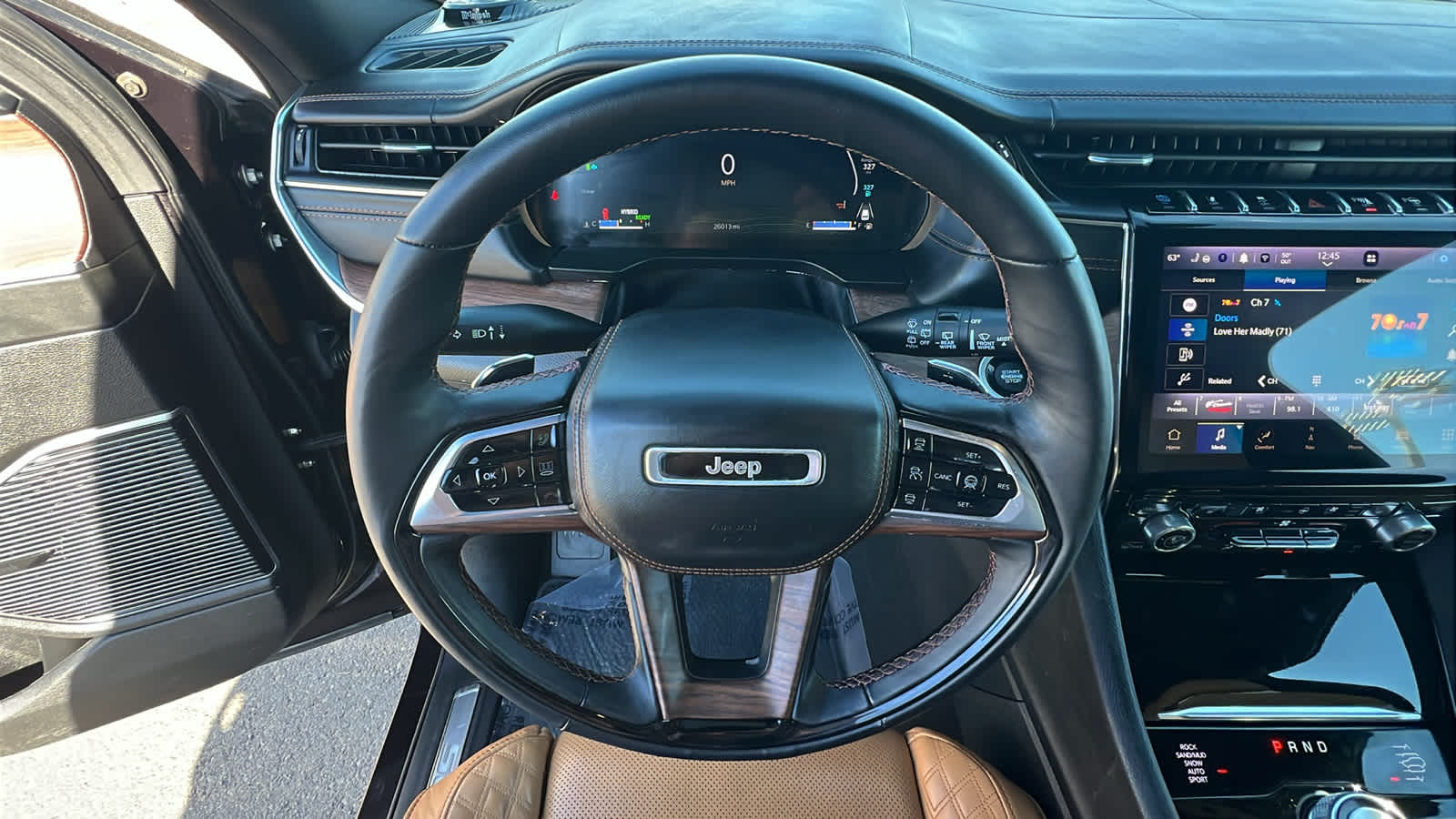 Thumbnail: 2022 Jeep Grand Cherokee - 18