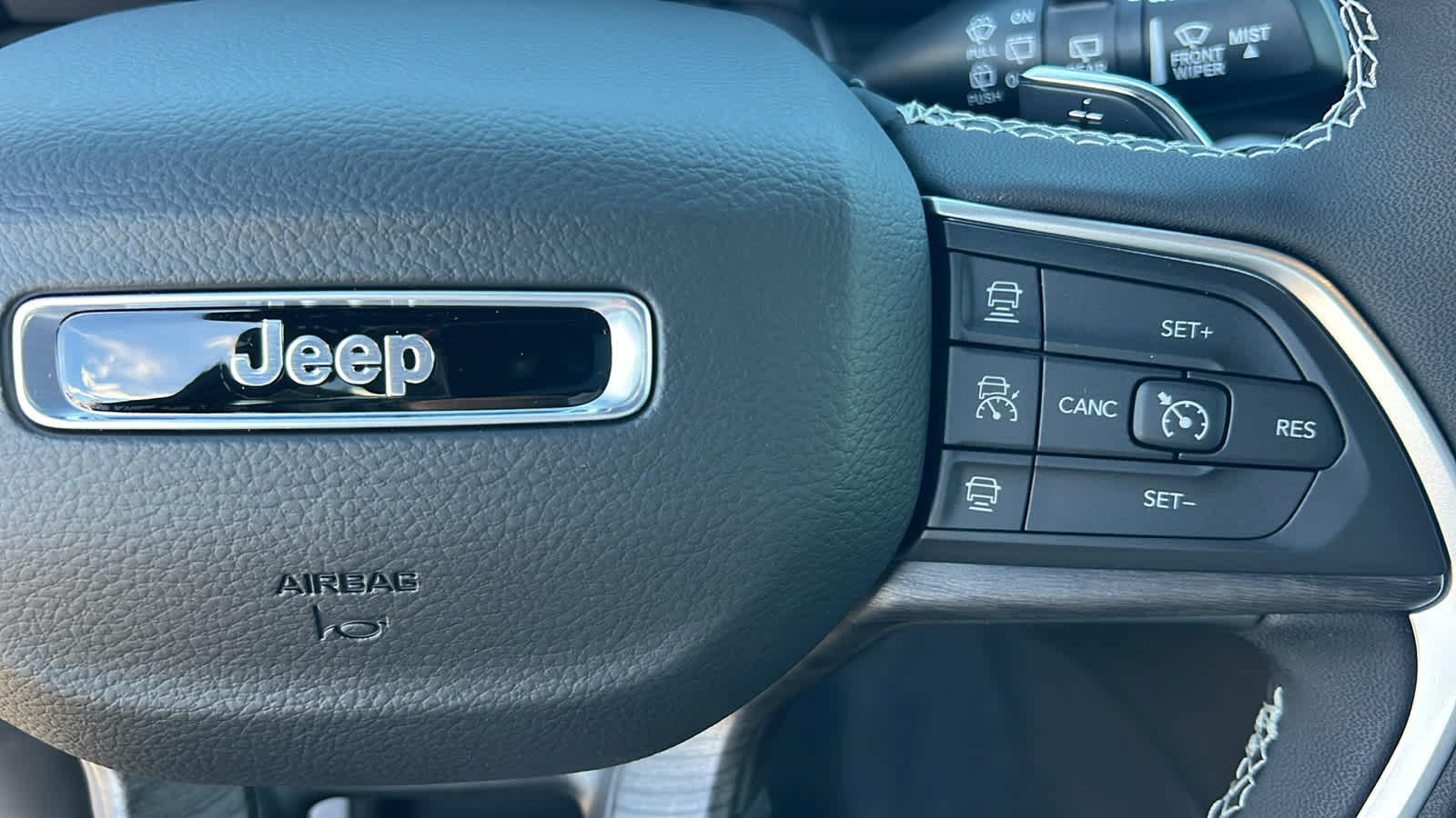 Thumbnail: 2025 Jeep Grand Cherokee - 20