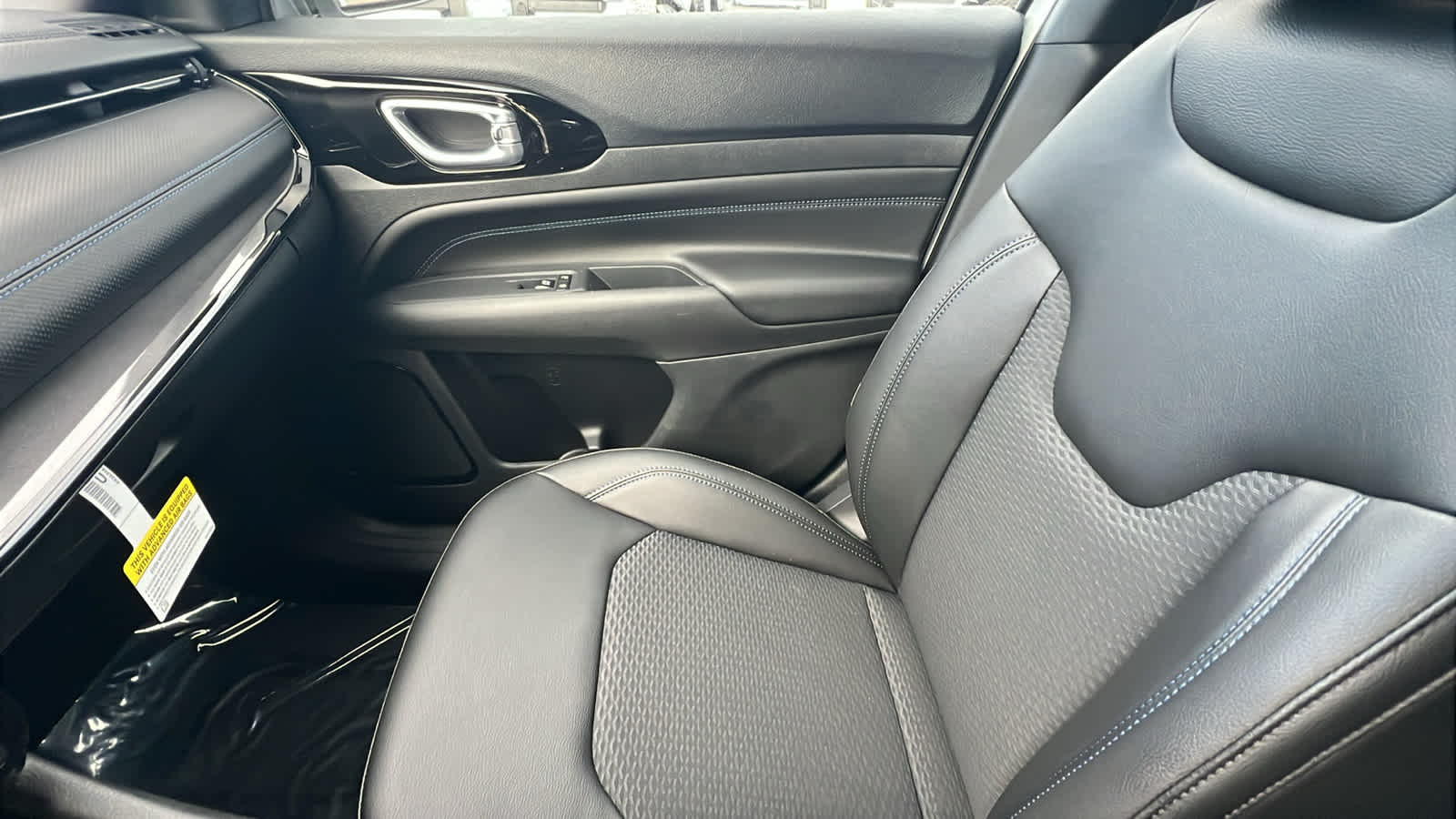 Thumbnail: 2026 Jeep Compass - 12