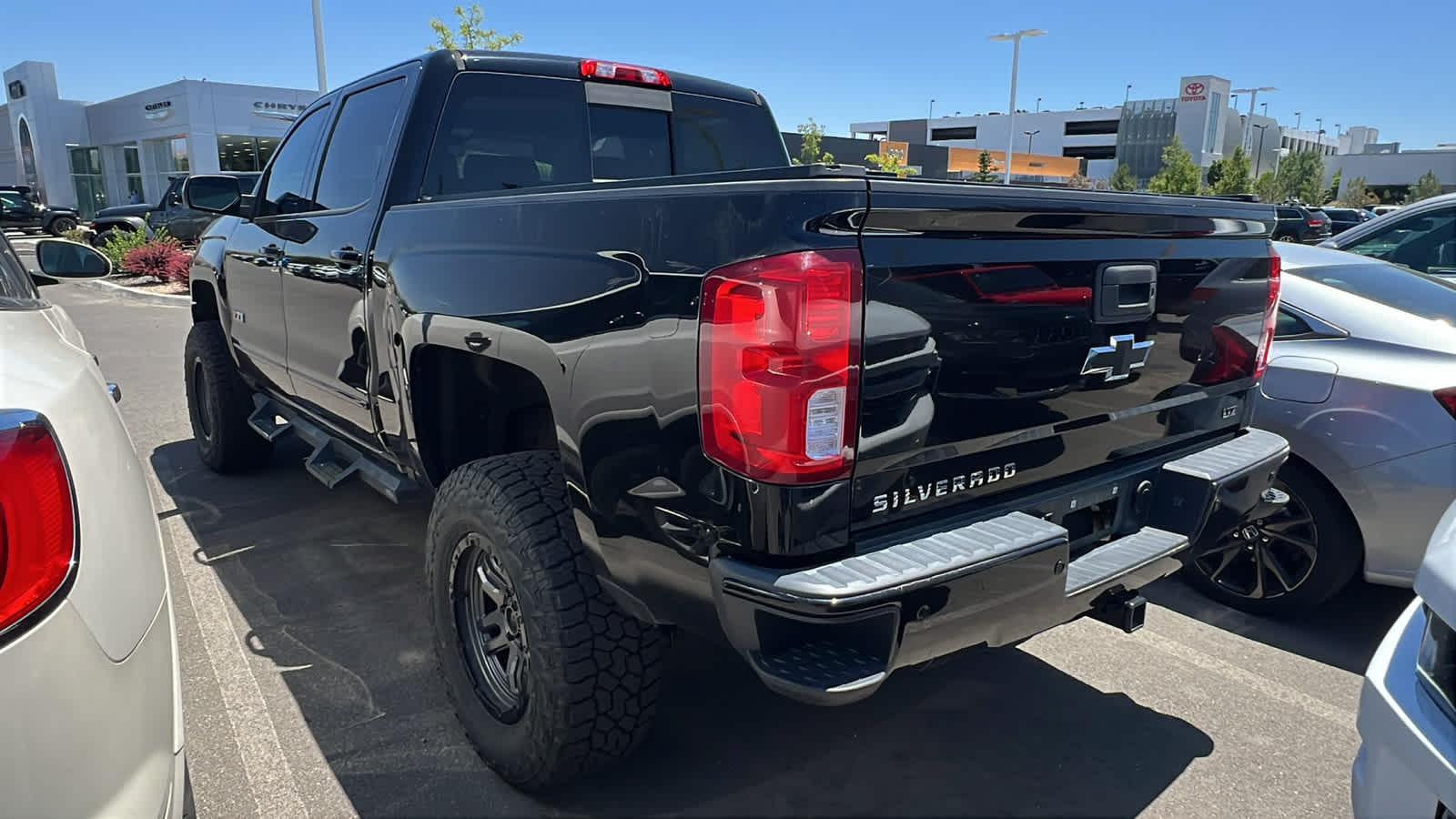 Thumbnail: 2017 Chevrolet Silverado 1500 - 8