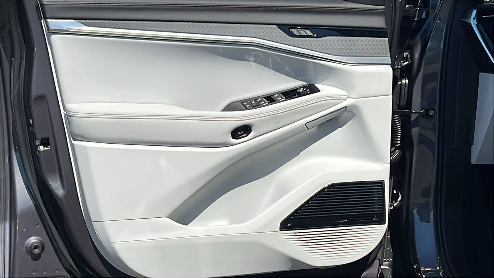 Thumbnail: 2025 Jeep Wagoneer S - 23