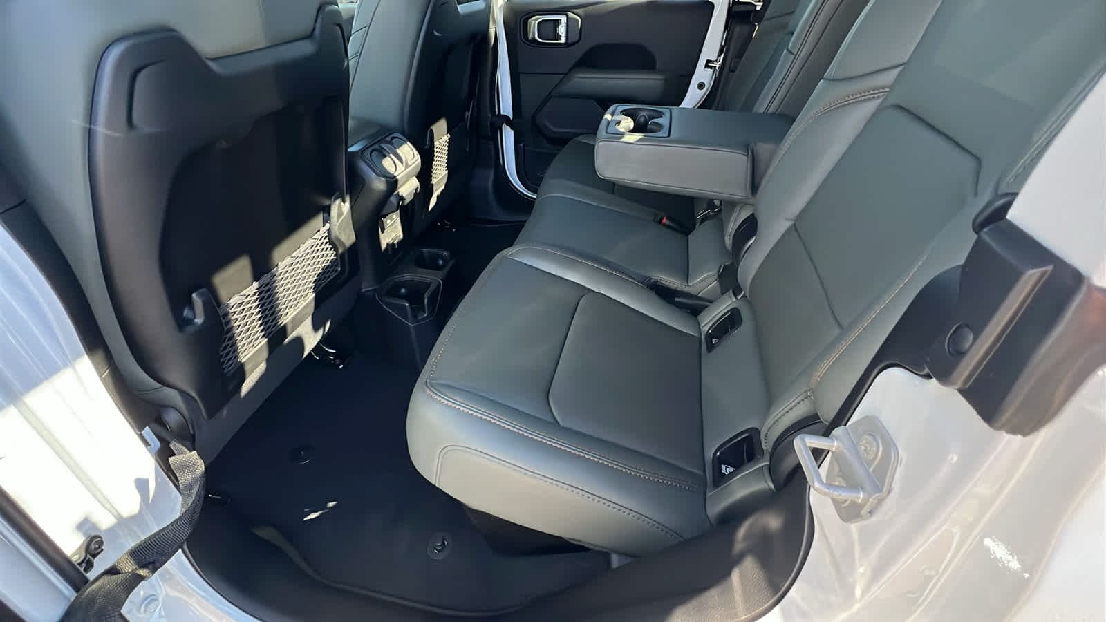 Thumbnail: 2025 Jeep Gladiator - 24