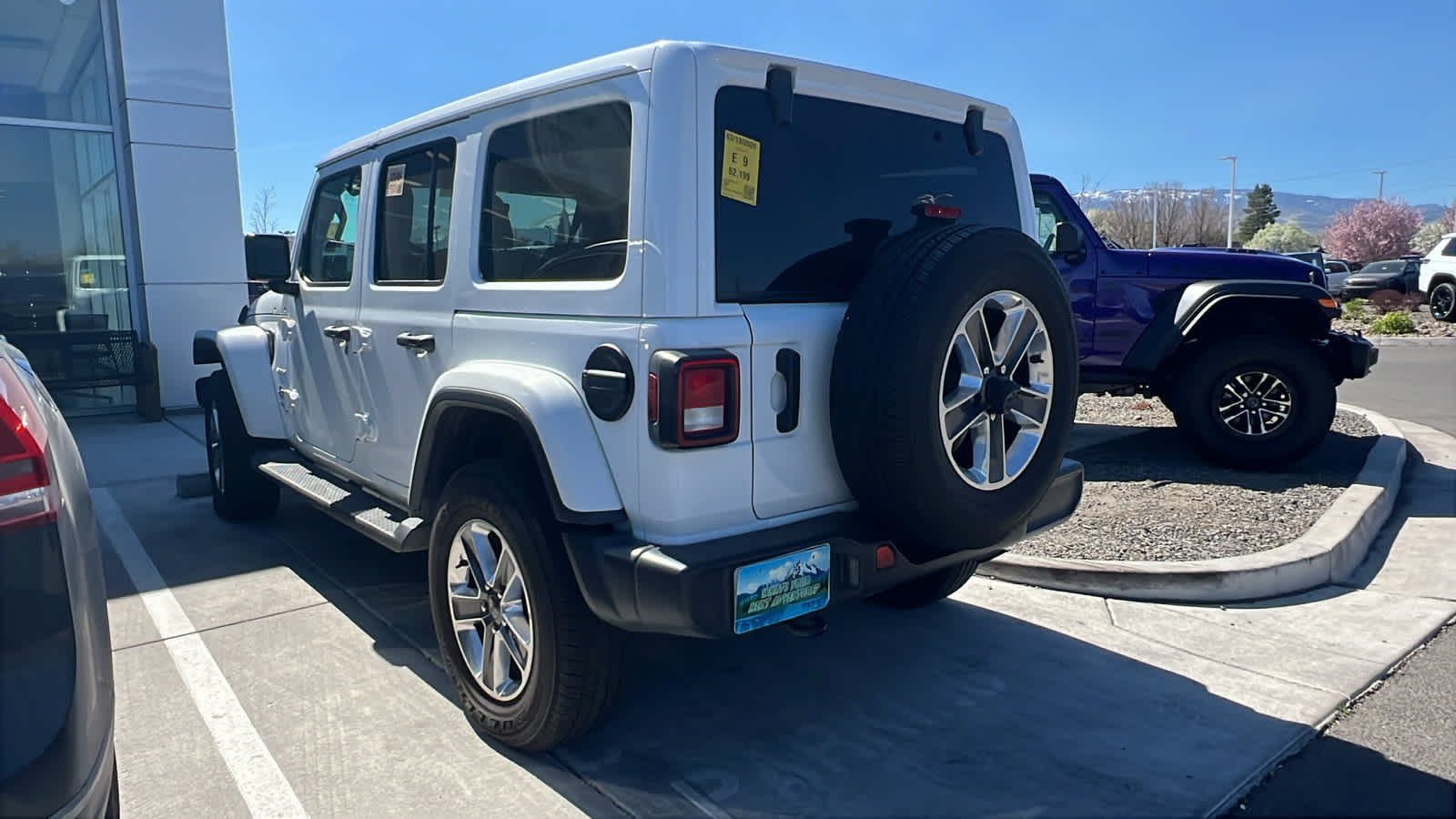 Thumbnail: 2022 Jeep Wrangler - 7