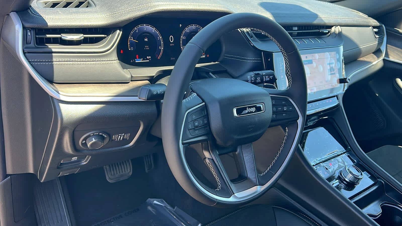 Thumbnail: 2026 Jeep Grand Cherokee - 10