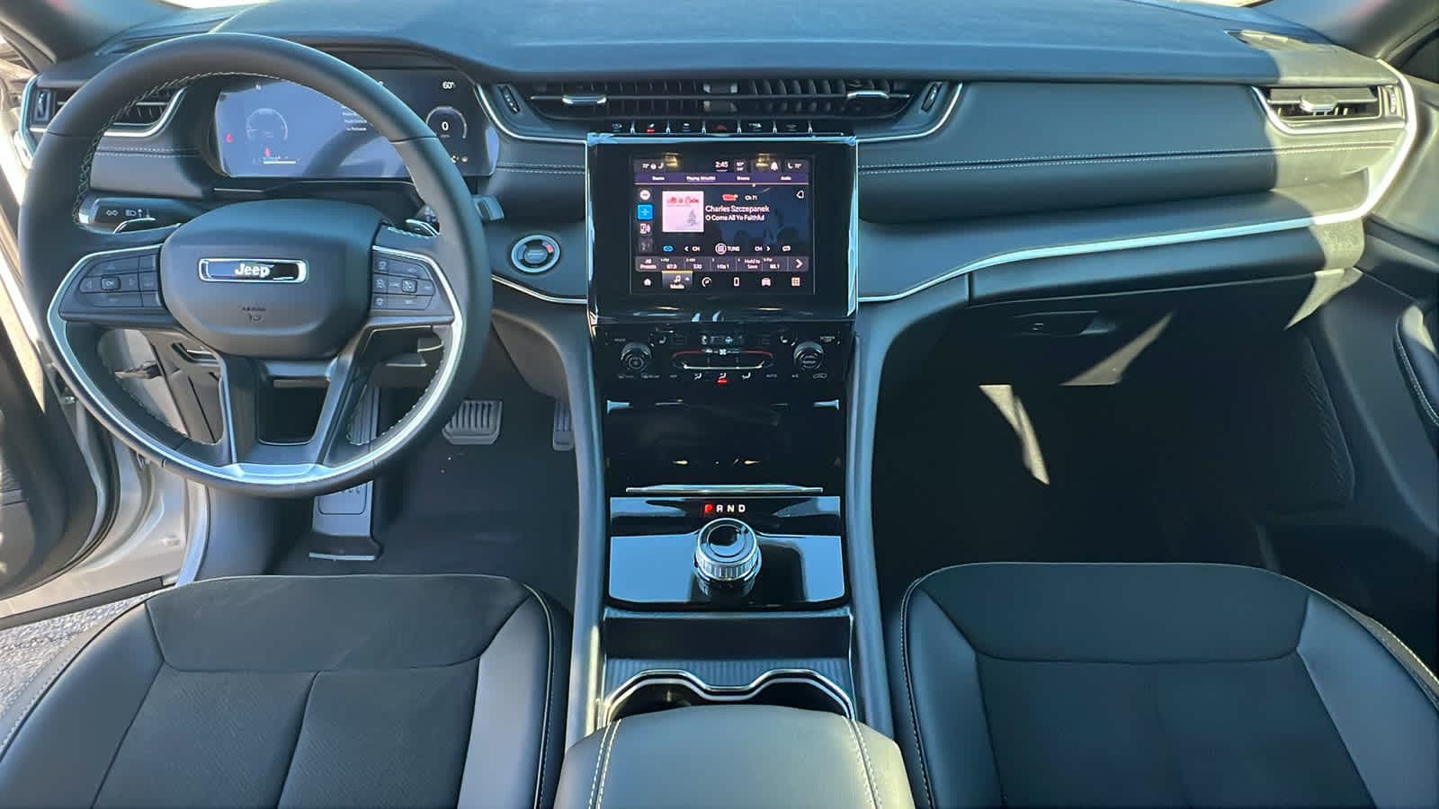 Thumbnail: 2025 Jeep Grand Cherokee - 26