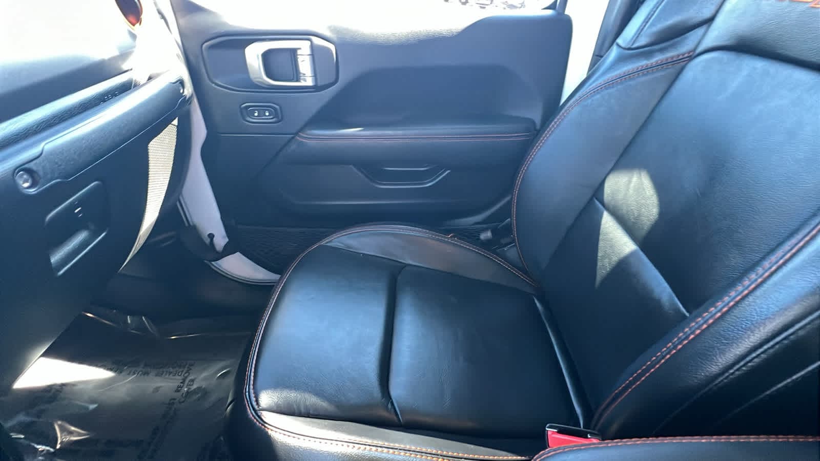 Thumbnail: 2022 Jeep Gladiator - 12