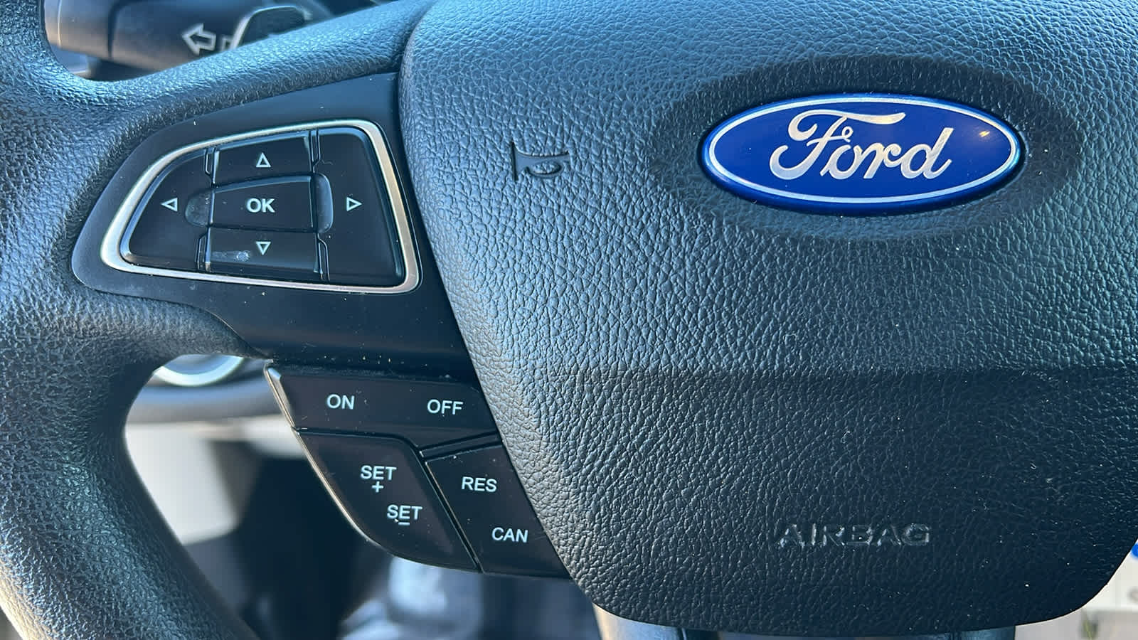 Thumbnail: 2017 Ford Escape - 19