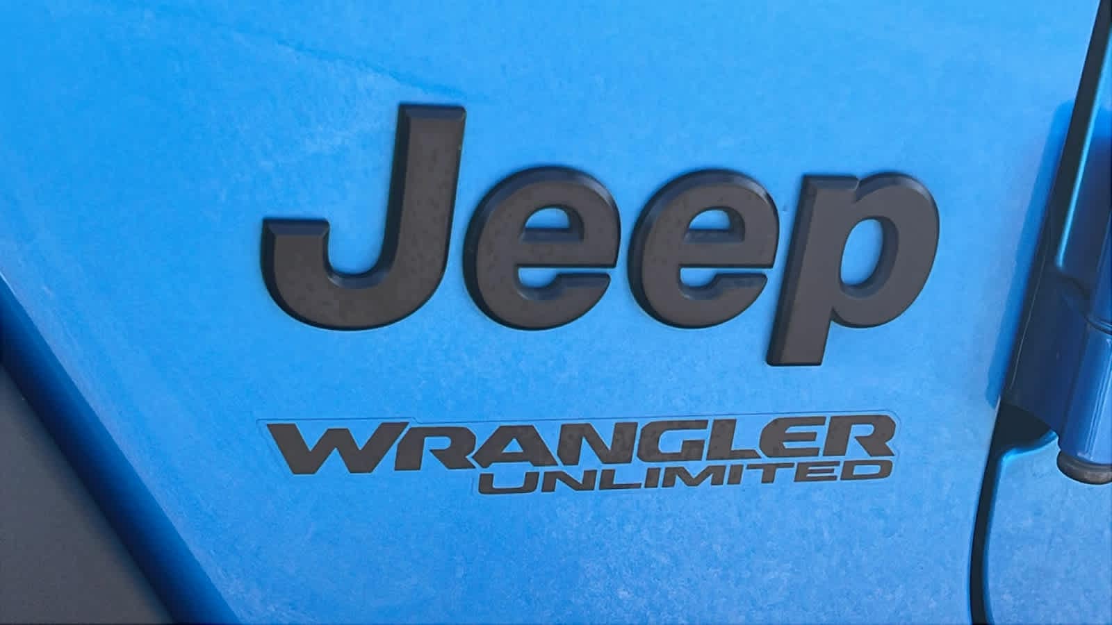 Thumbnail: 2022 Jeep Wrangler - 28