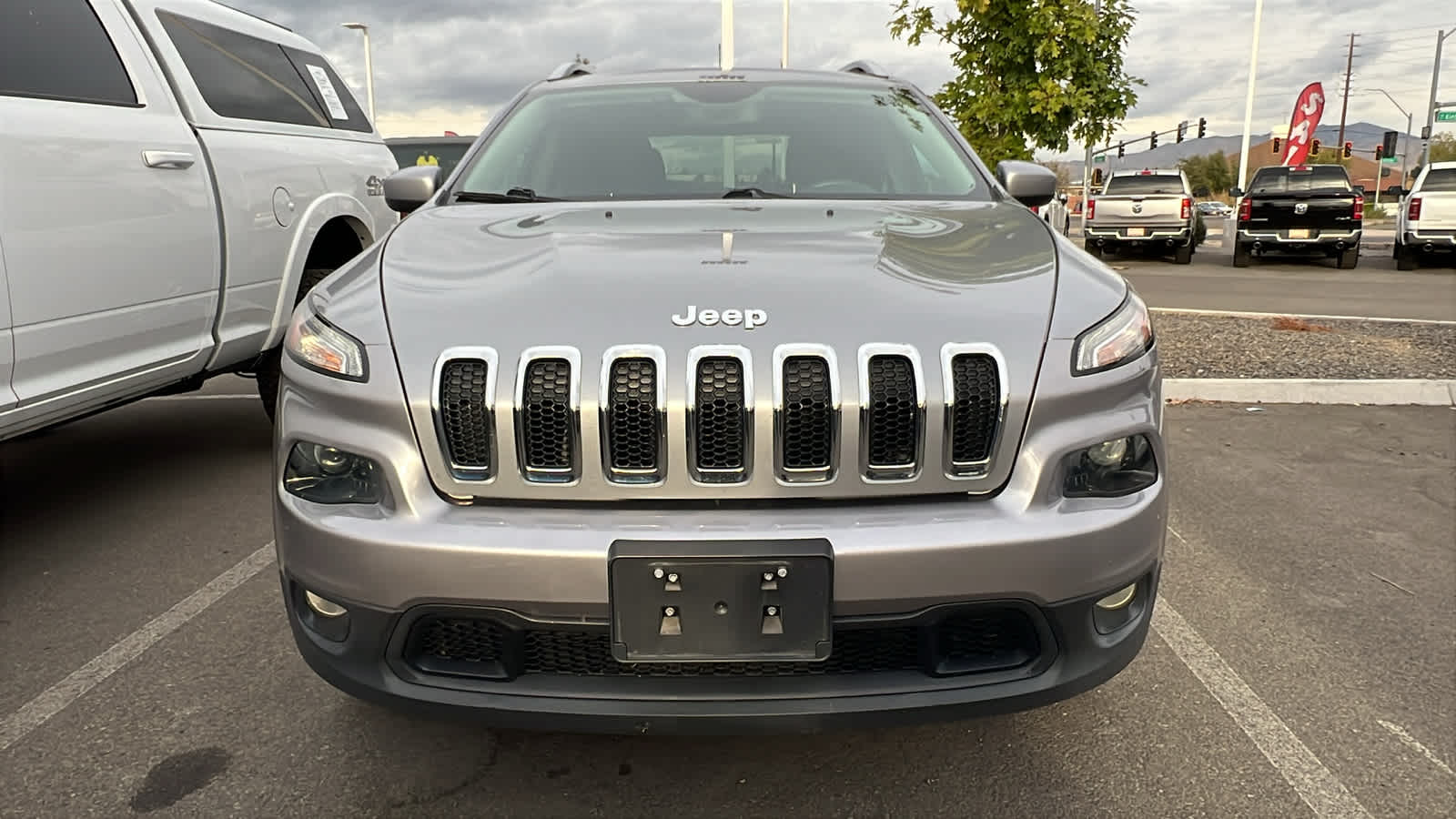 Thumbnail: 2017 Jeep Cherokee - 2