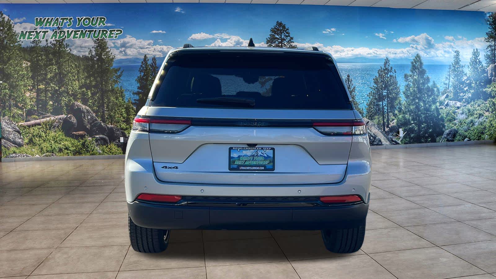 Thumbnail: 2025 Jeep Grand Cherokee - 6