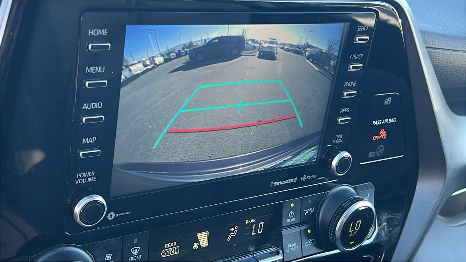 Thumbnail: 2021 Toyota Highlander - 16