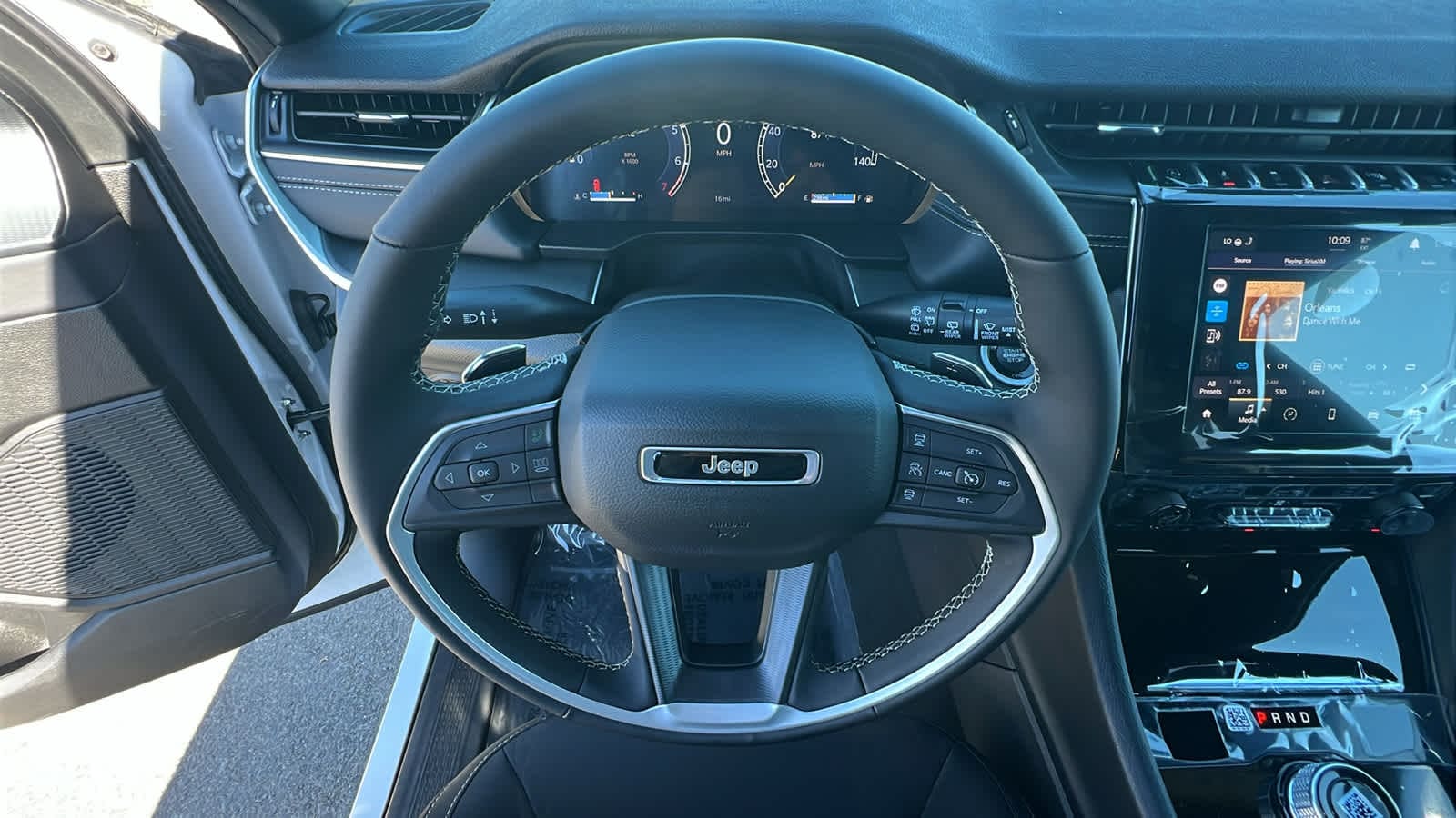 Thumbnail: 2026 Jeep Grand Cherokee - 18