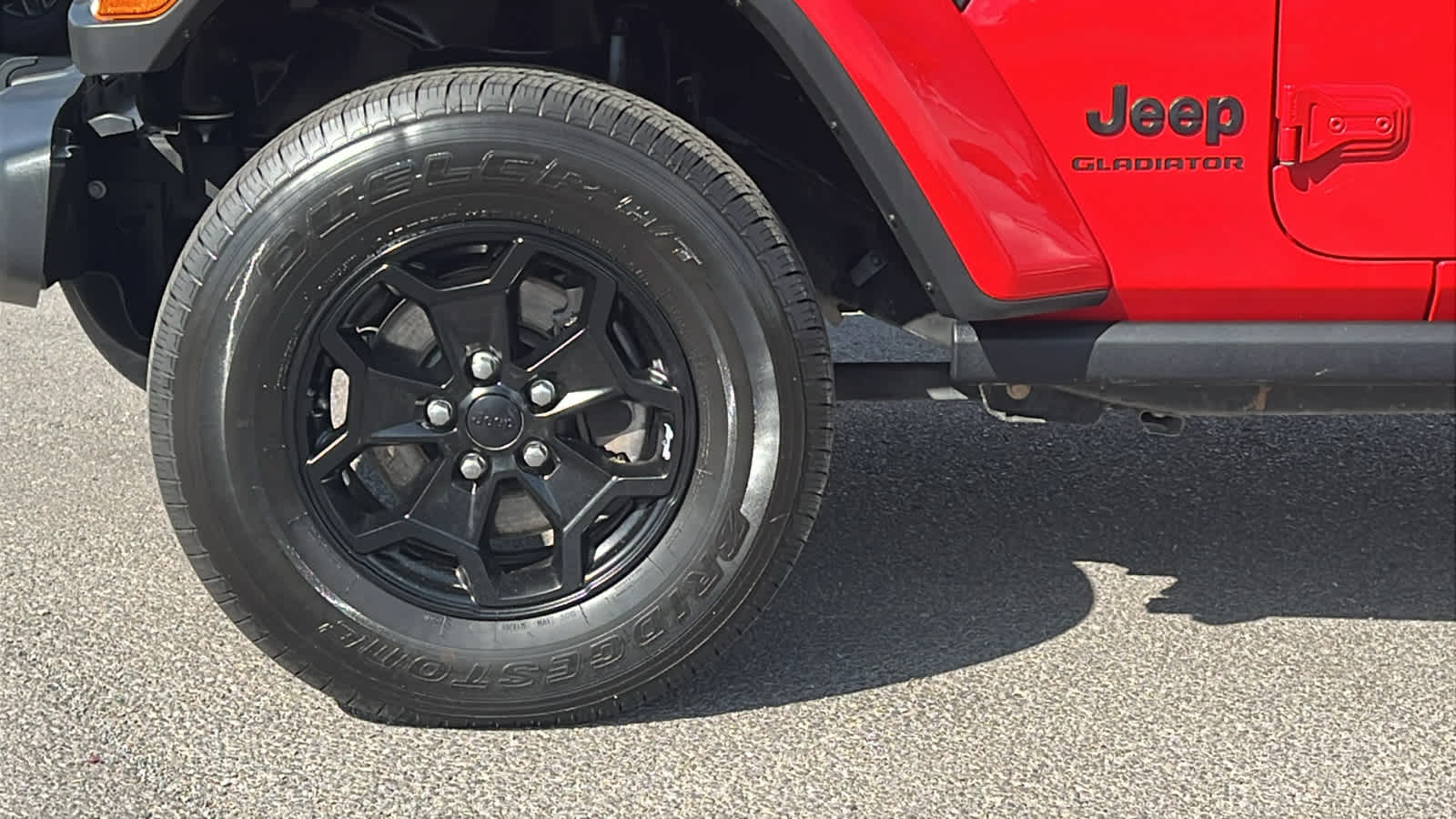 Thumbnail: 2021 Jeep Gladiator - 9