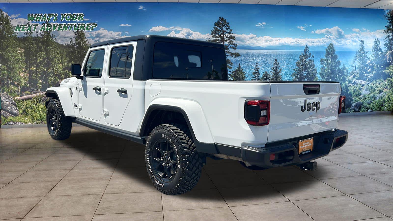 Thumbnail: 2024 Jeep Gladiator - 7