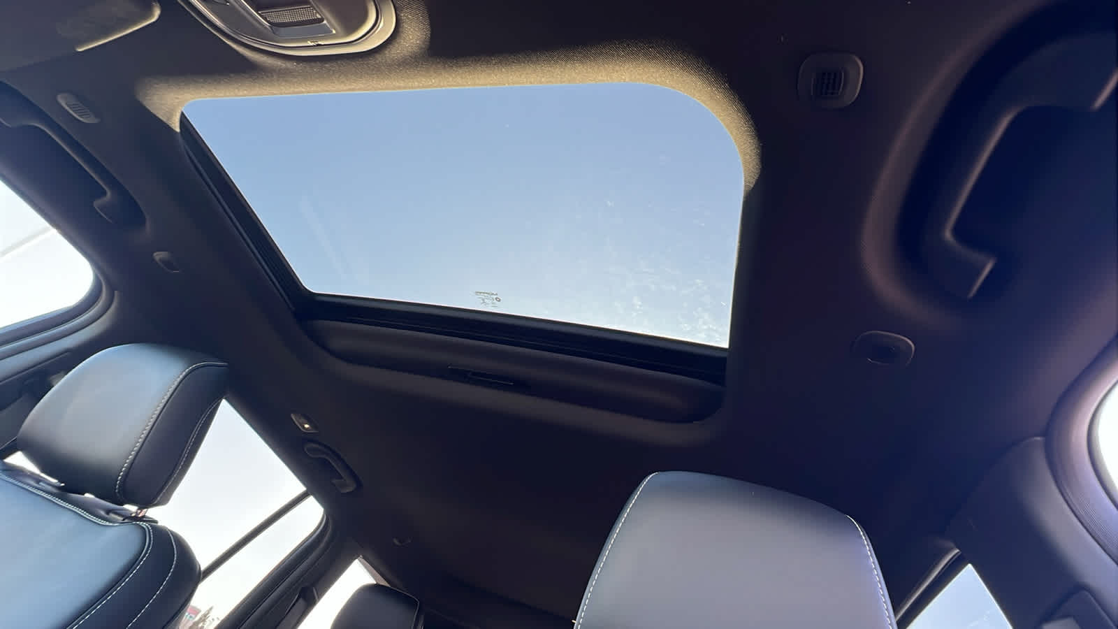 Thumbnail: 2026 Jeep Grand Cherokee - 31