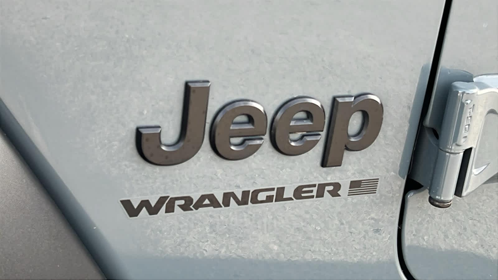 Thumbnail: 2024 Jeep Wrangler - 28