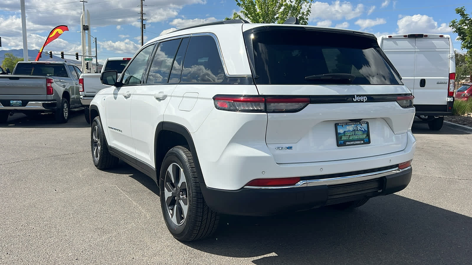 Thumbnail: 2024 Jeep Grand Cherokee - 7