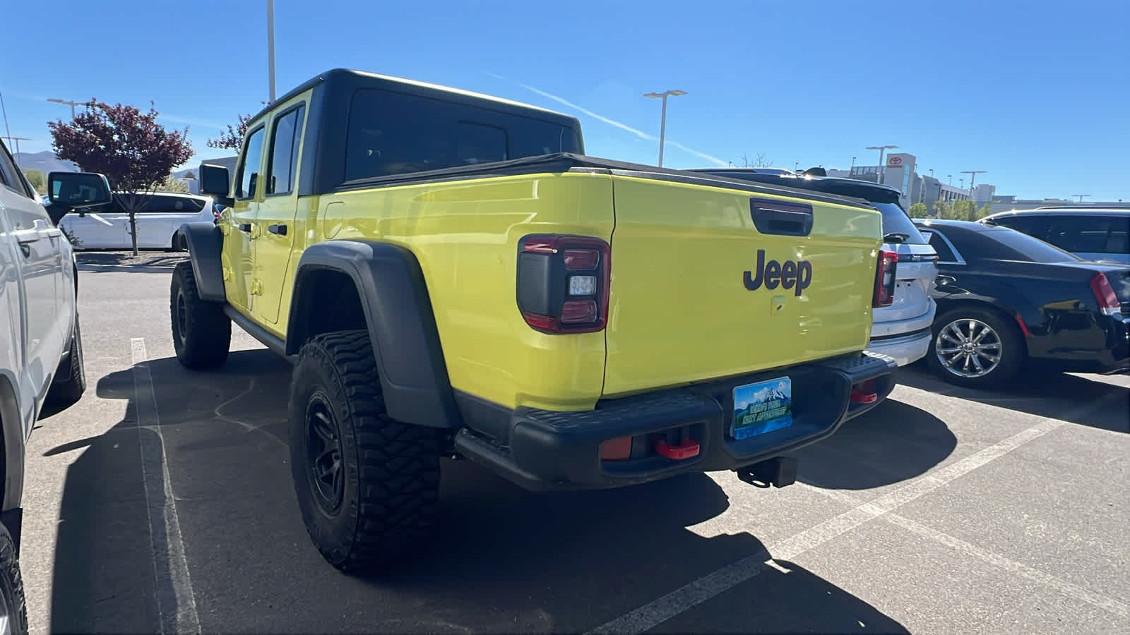 Thumbnail: 2024 Jeep Gladiator - 8
