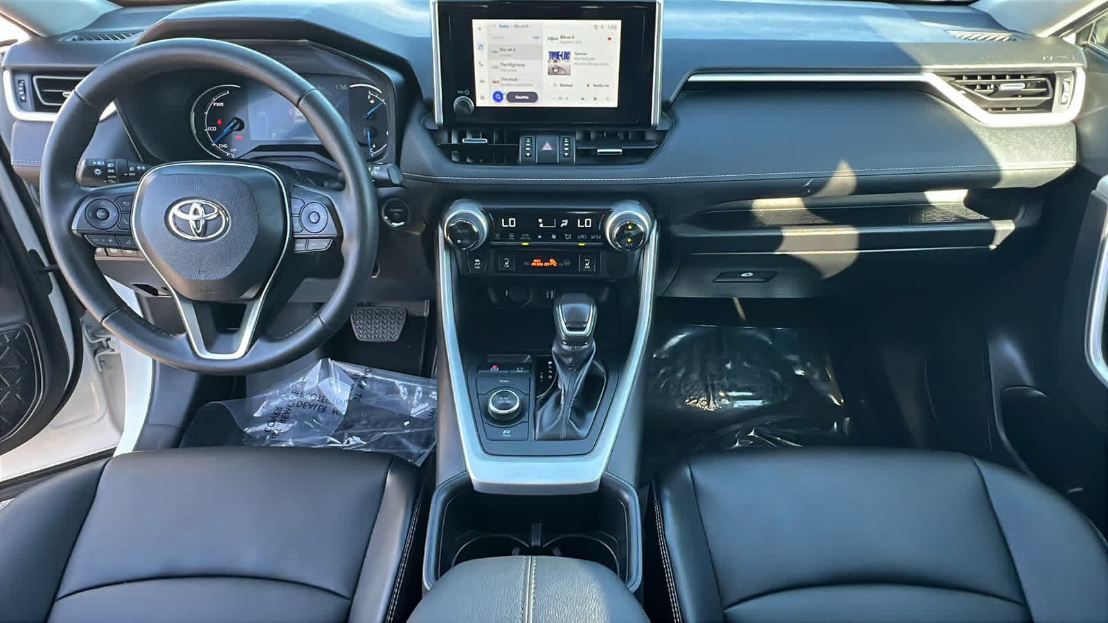 Thumbnail: 2024 Toyota RAV4 - 26