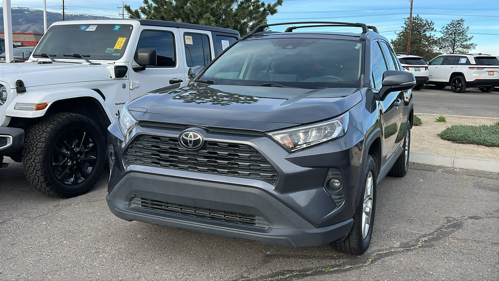 Thumbnail: 2021 Toyota RAV4 - 1