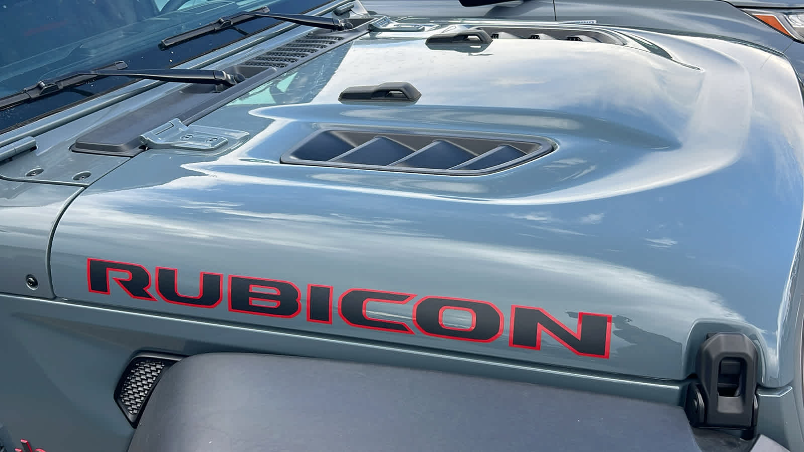 2024 Jeep Wrangler Rubicon photo 4