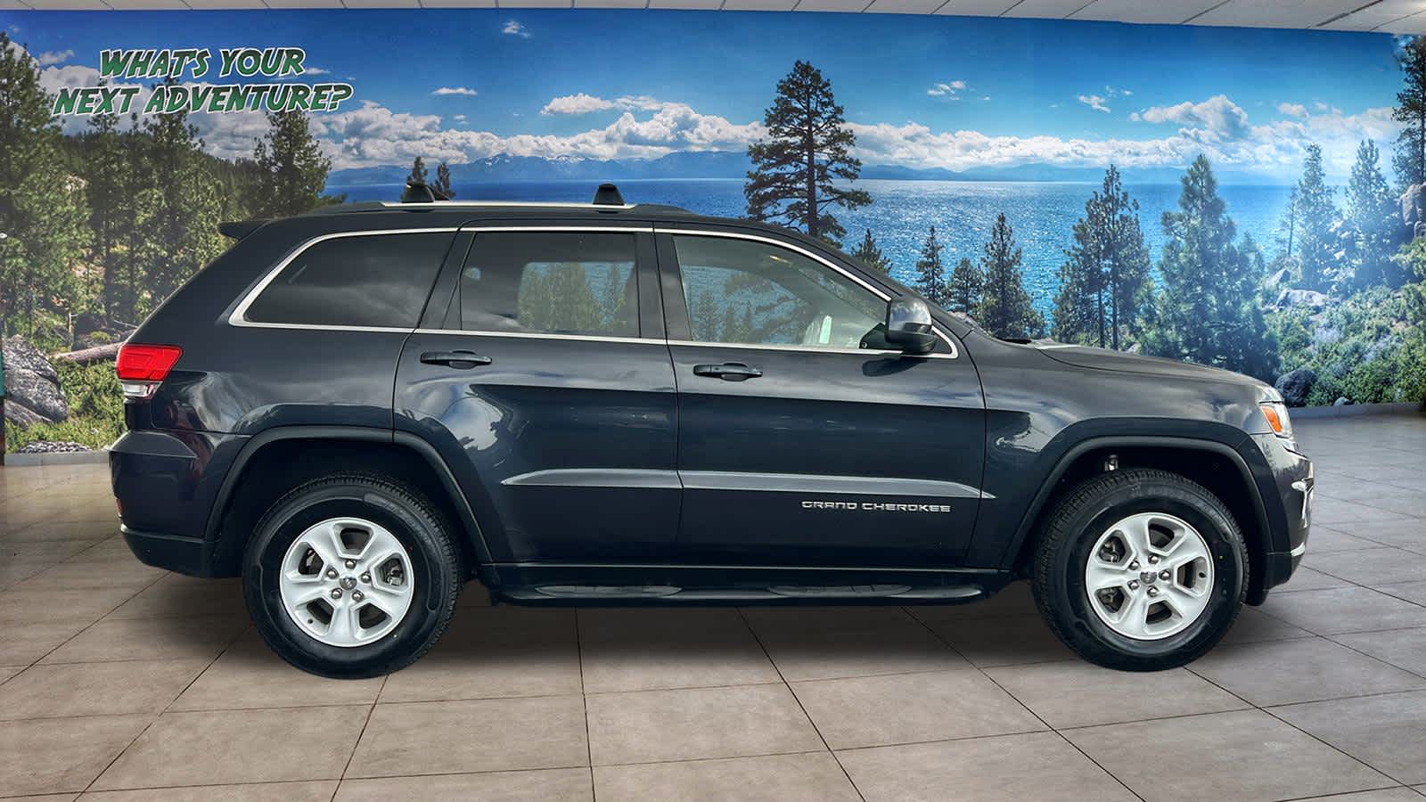 Thumbnail: 2016 Jeep Grand Cherokee - 4