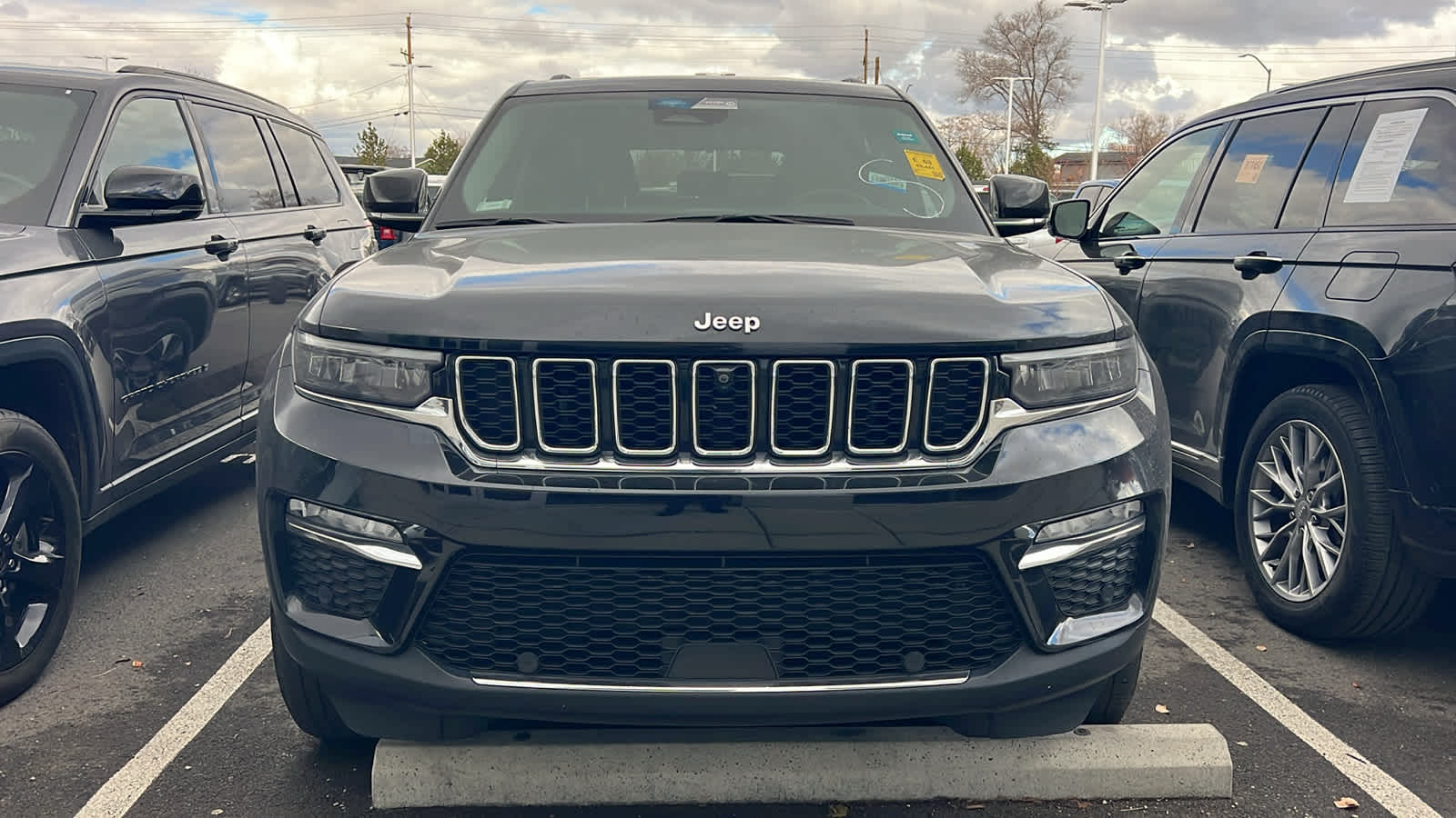 Thumbnail: 2022 Jeep Grand Cherokee - 2