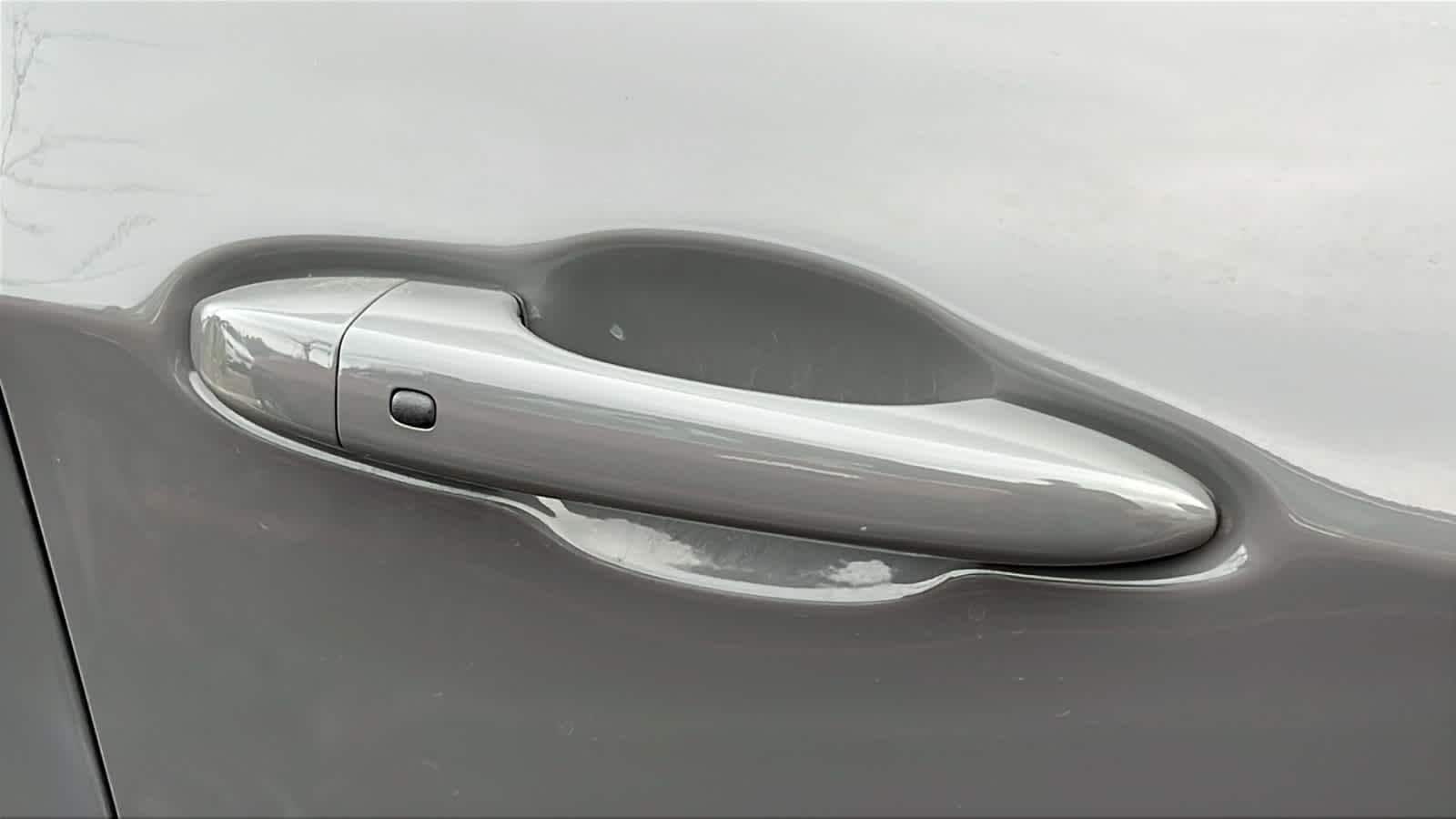 Thumbnail: 2022 Jeep Compass - 7