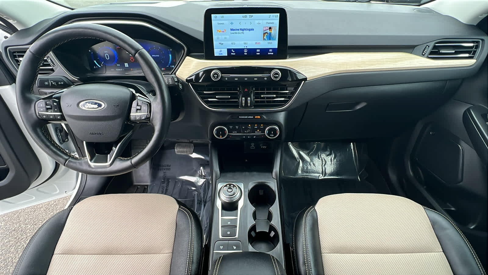 Thumbnail: 2022 Ford Escape - 26