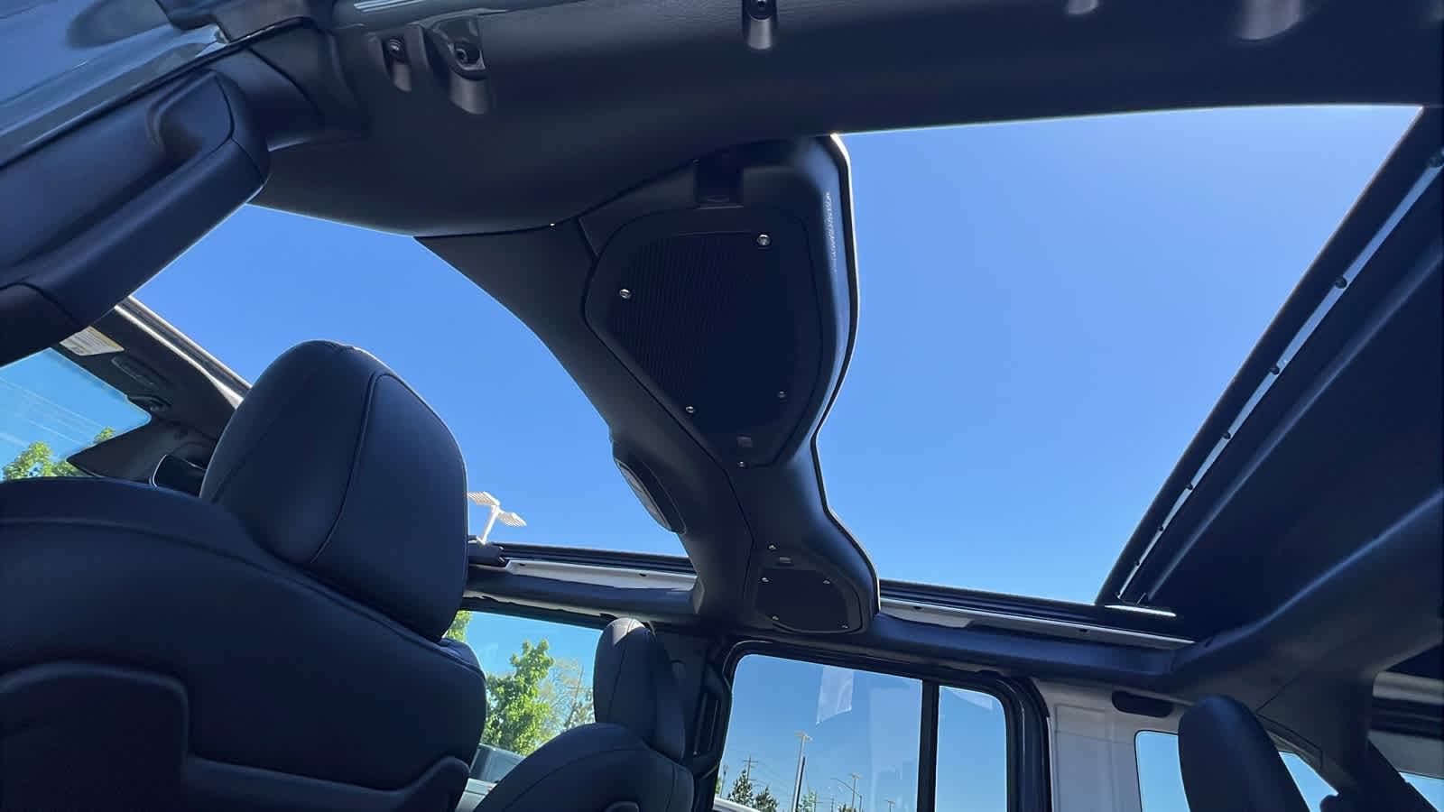 Thumbnail: 2026 Jeep Wrangler - 31