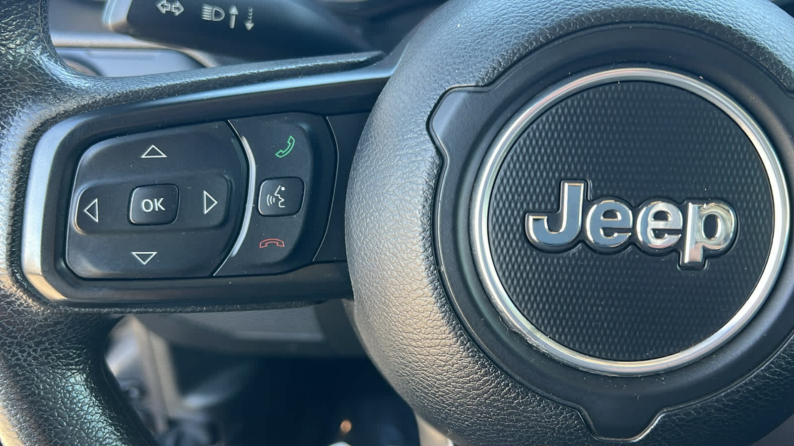 Thumbnail: 2022 Jeep Wrangler - 19