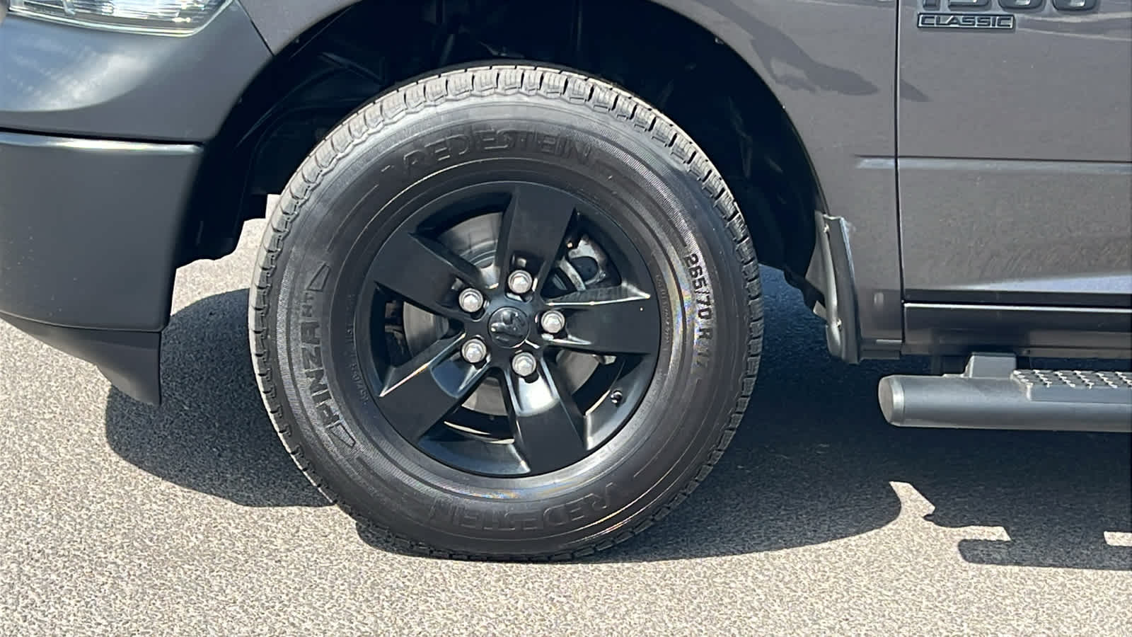 Thumbnail: 2022 RAM 1500 Classic - 9
