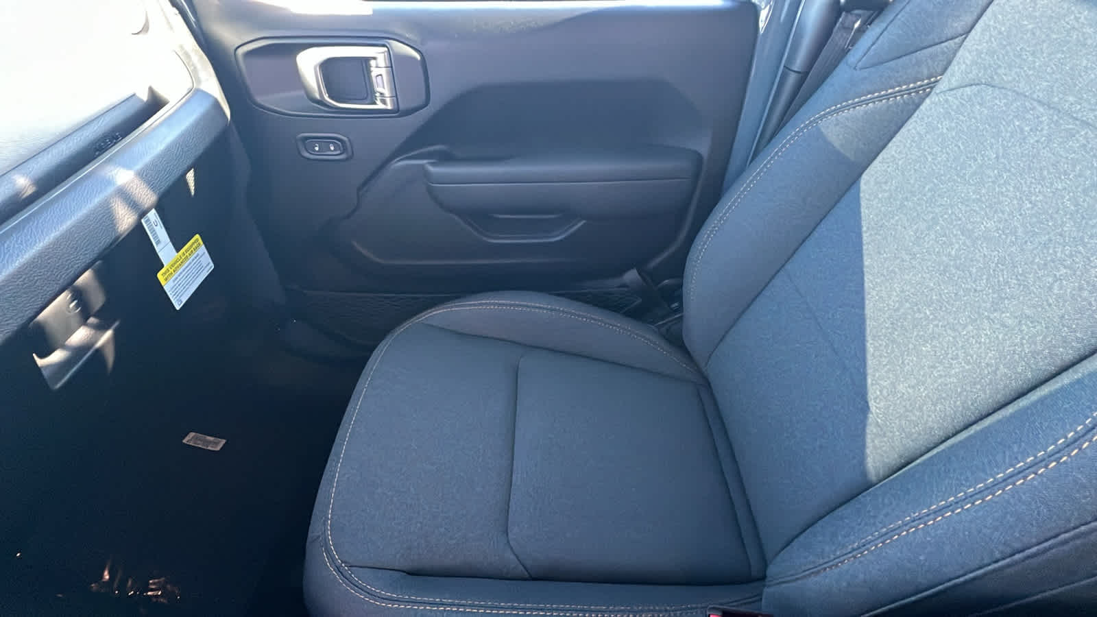 Thumbnail: 2026 Jeep Gladiator - 12