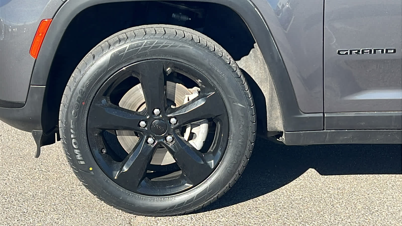 Thumbnail: 2023 Jeep Grand Cherokee - 9