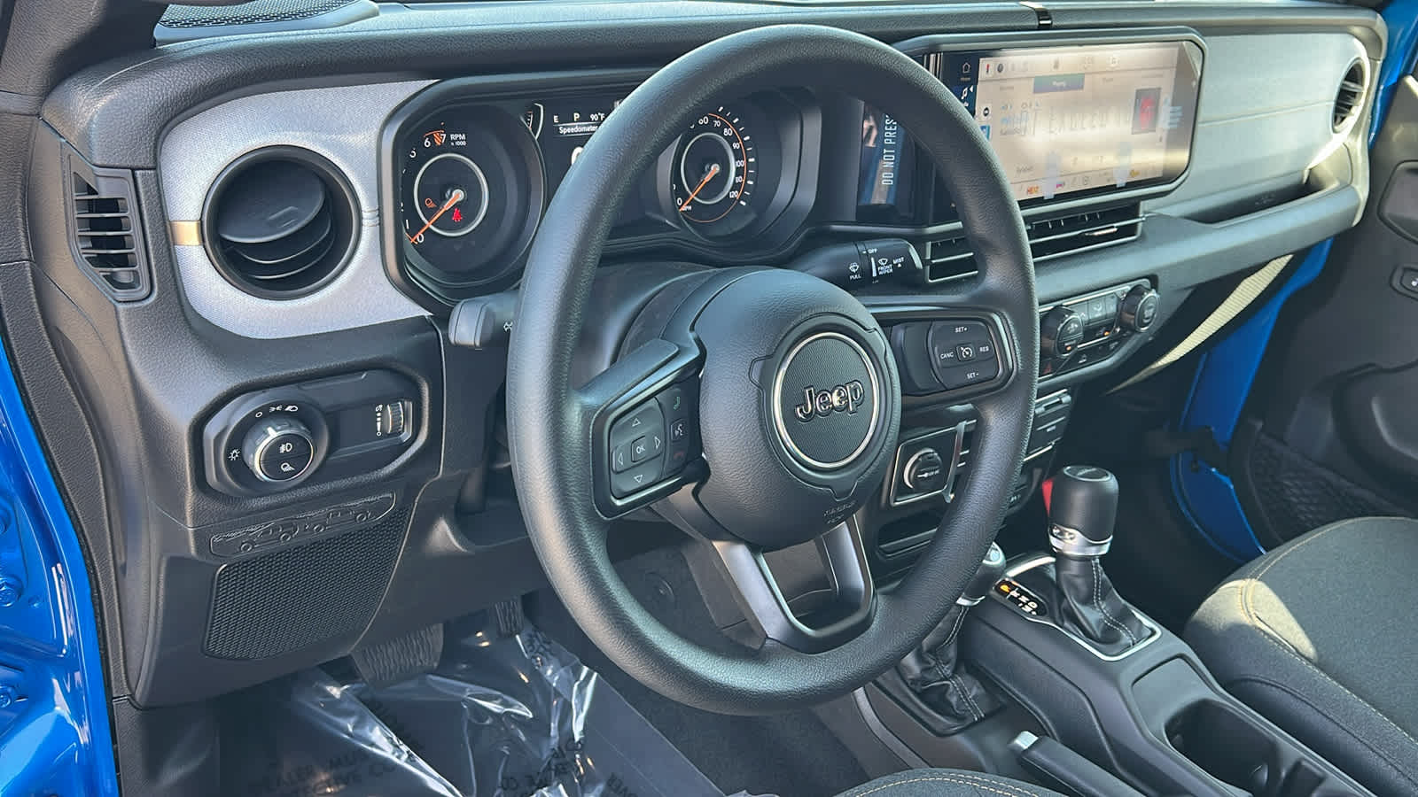 2025 Jeep Gladiator Nighthawk 10