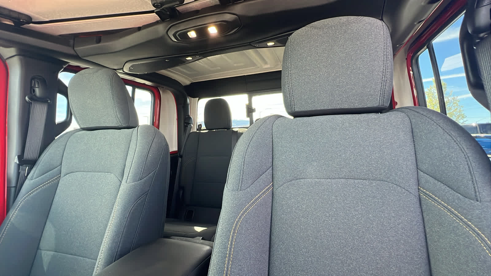 Thumbnail: 2025 Jeep Gladiator - 11