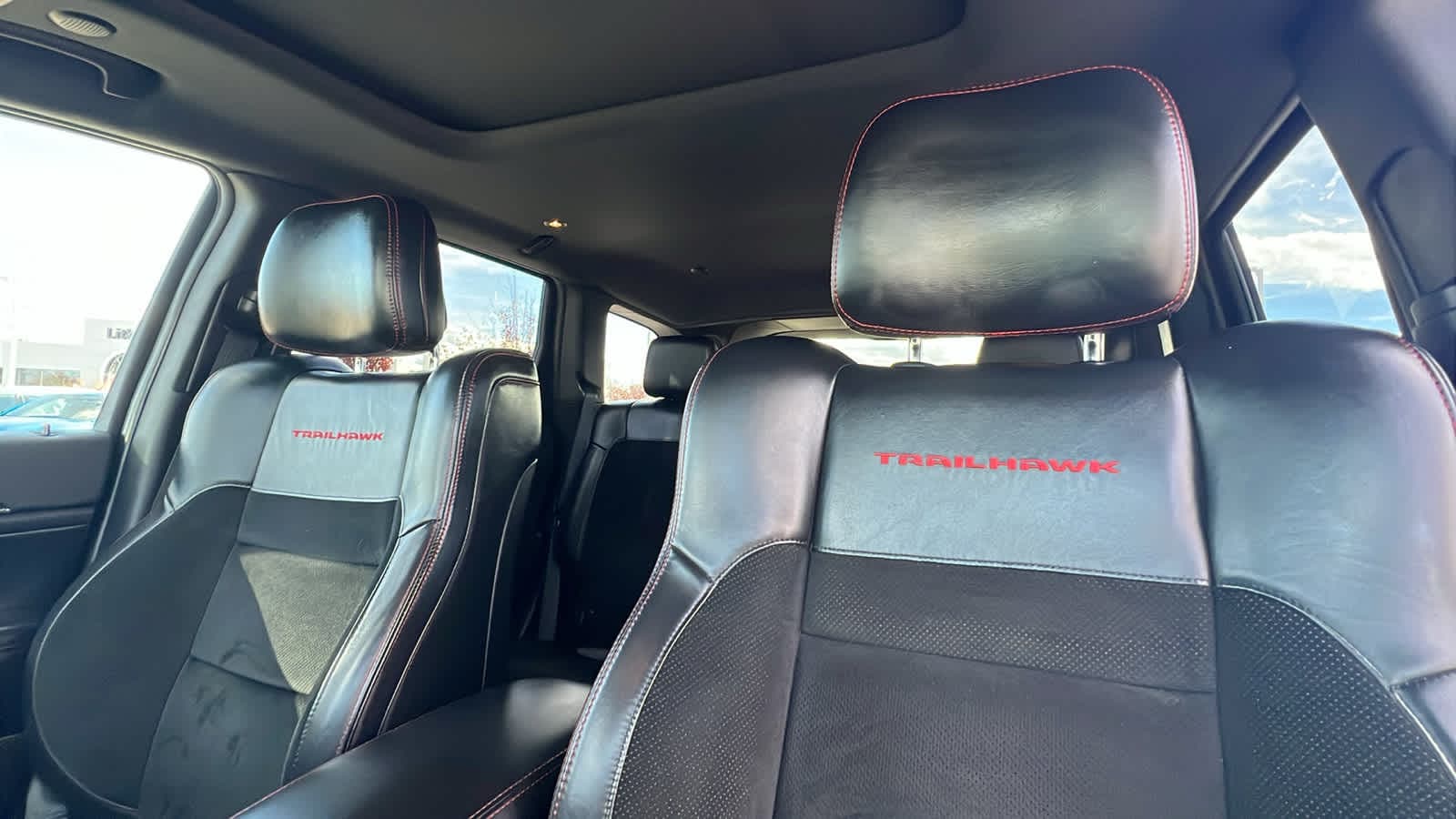 Thumbnail: 2018 Jeep Grand Cherokee - 11