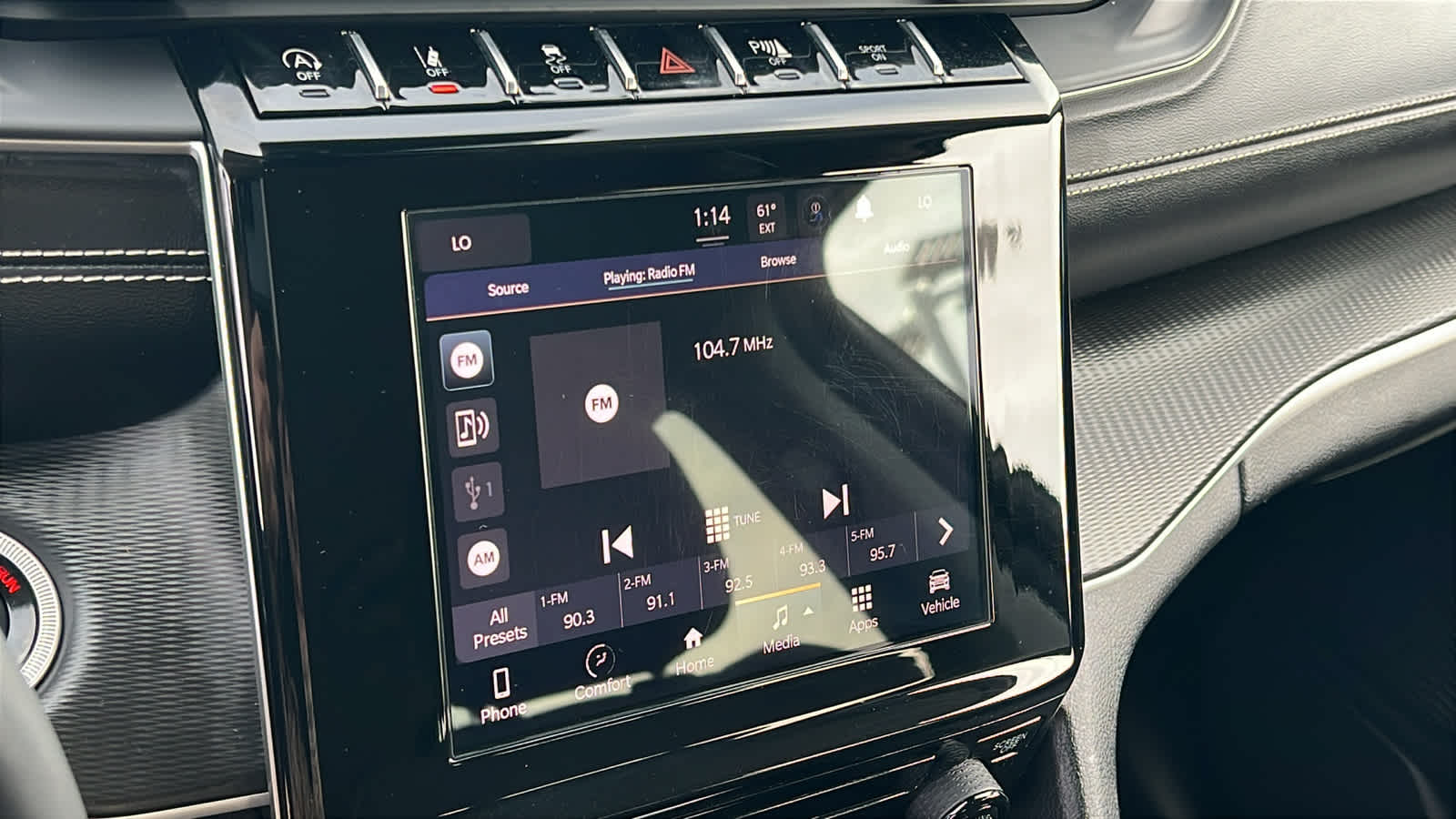 Thumbnail: 2023 Jeep Grand Cherokee - 15