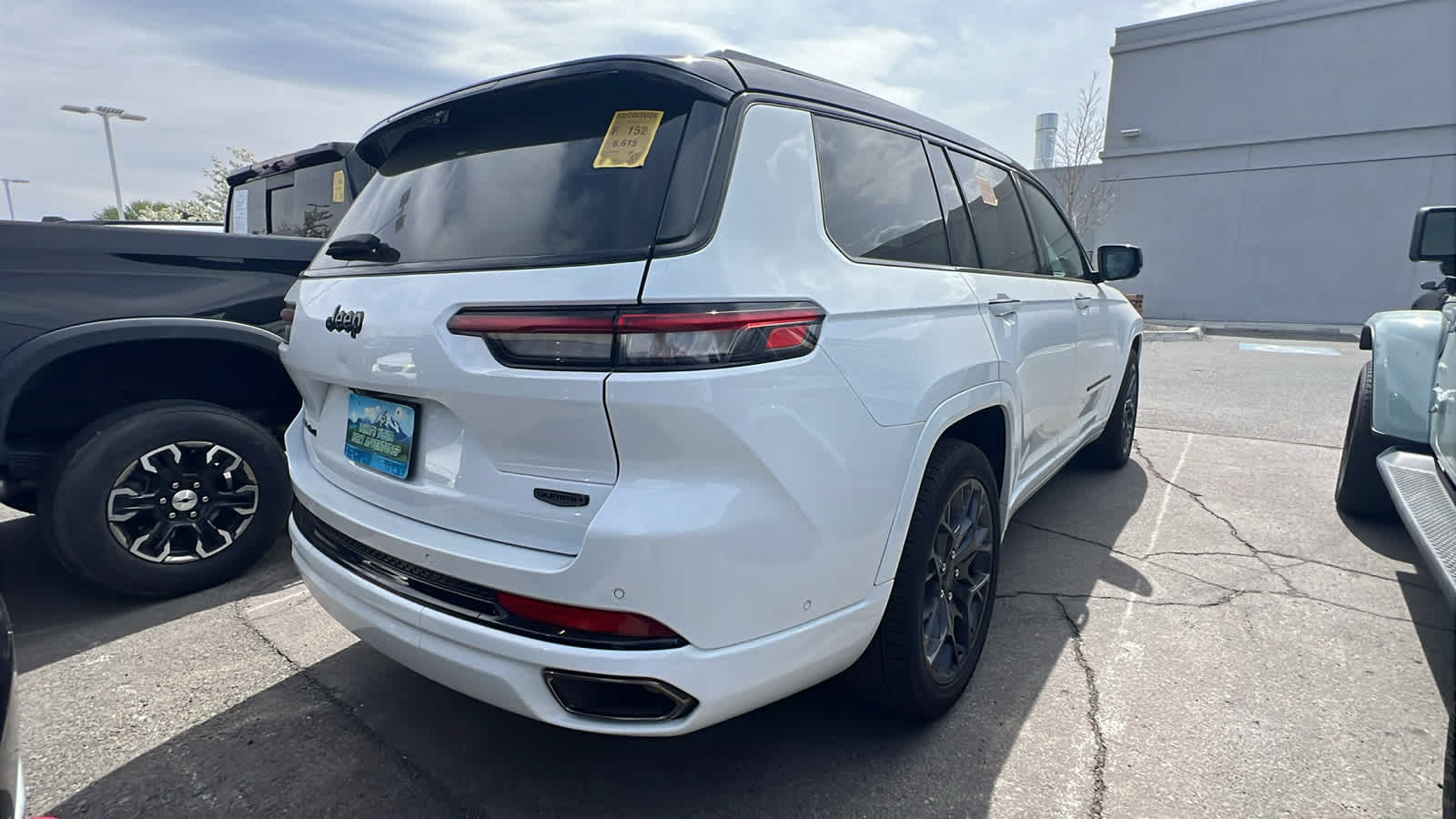 Thumbnail: 2023 Jeep Grand Cherokee - 5