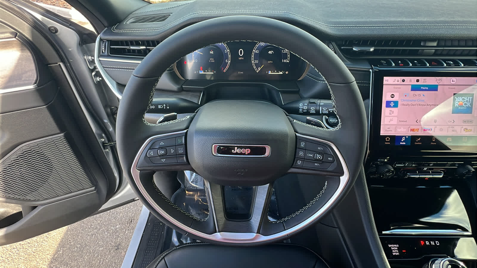 Thumbnail: 2025 Jeep Grand Cherokee - 18