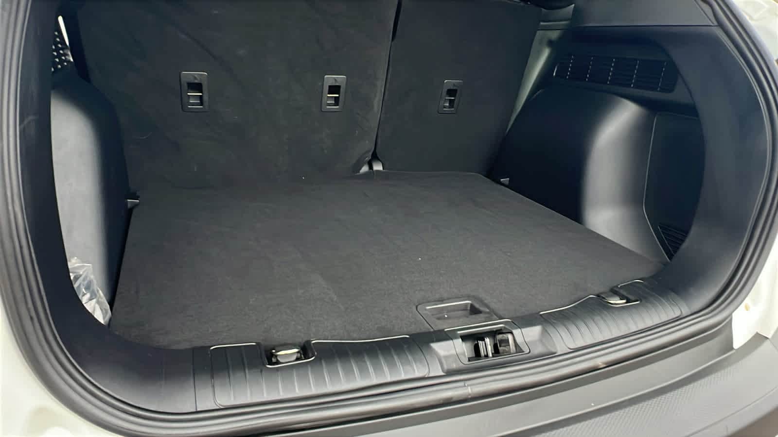 Thumbnail: 2022 Ford Escape - 27